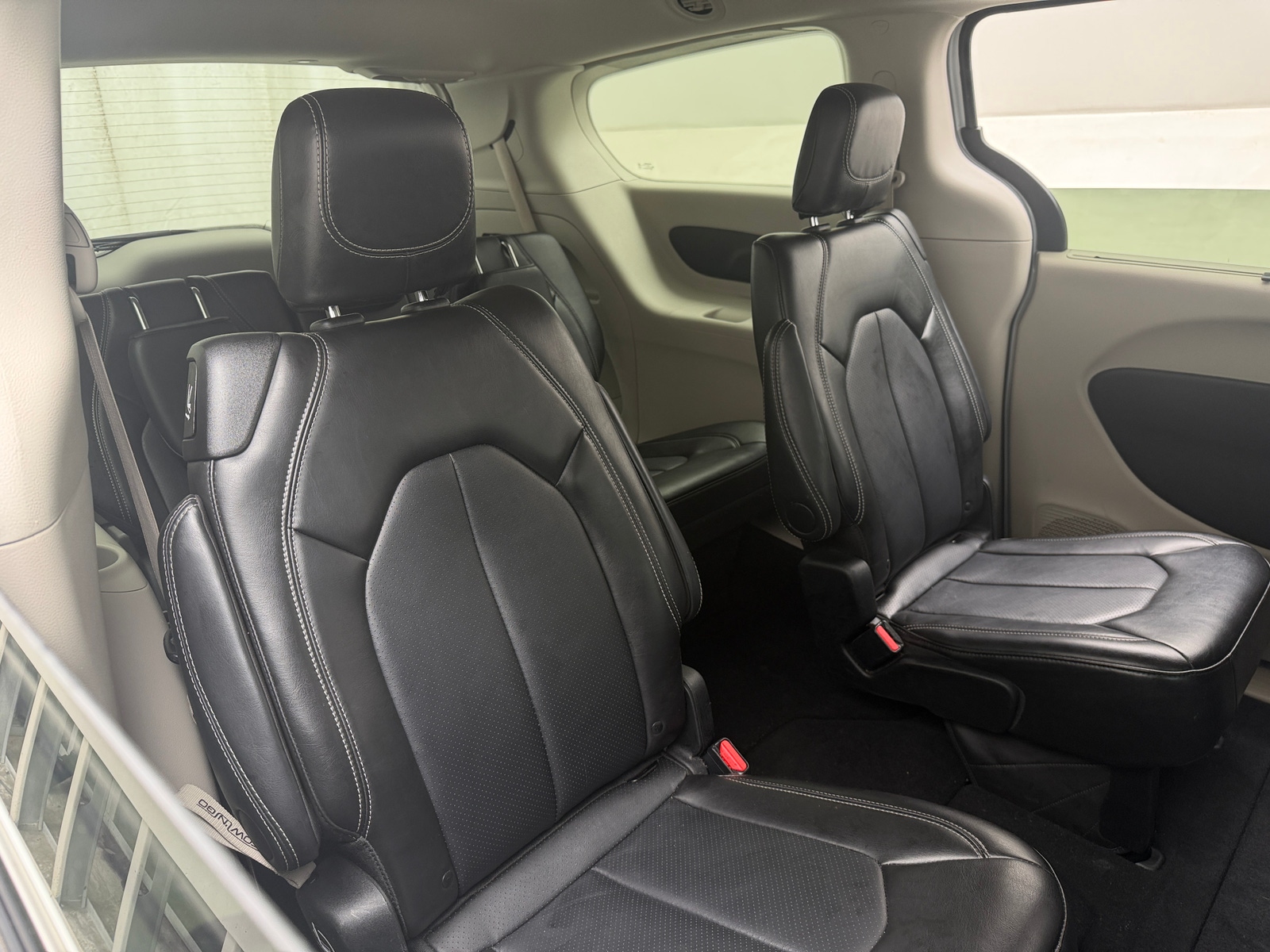 Thumbnail: 2024 Chrysler Pacifica - 5