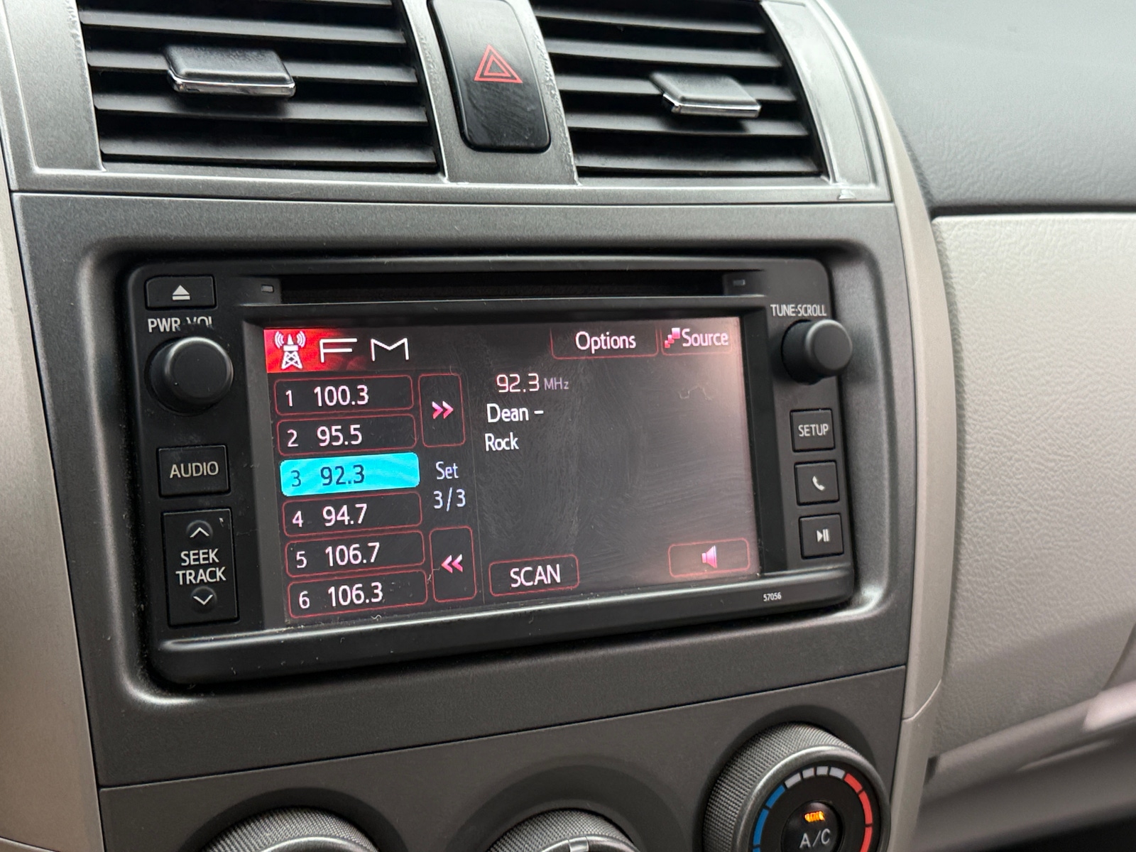 Thumbnail: 2013 Toyota Corolla - 4