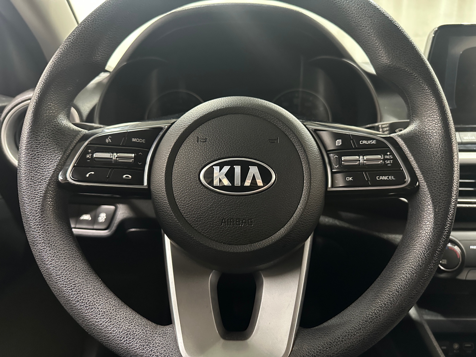 Thumbnail: 2020 Kia Forte - 5