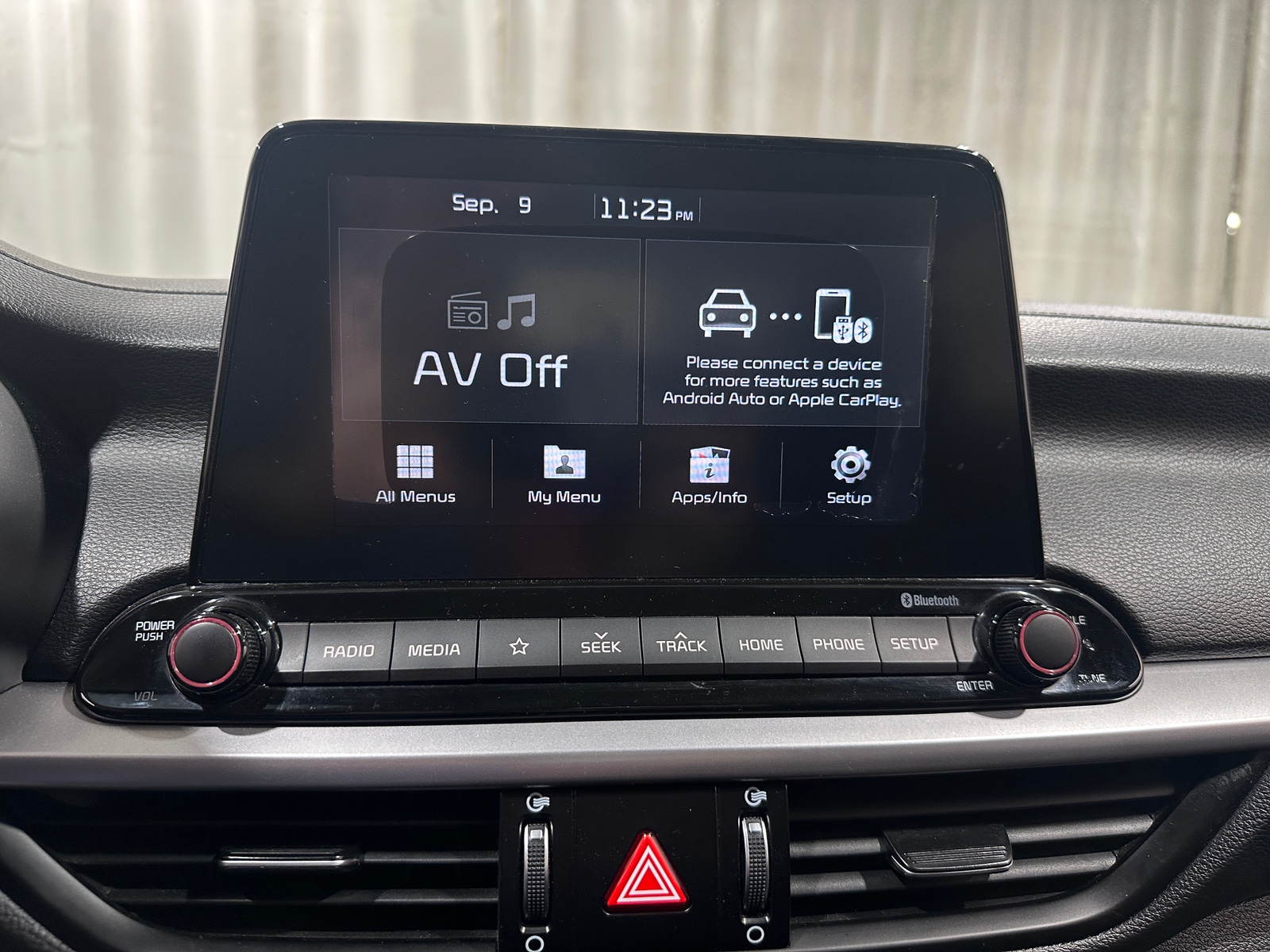 Thumbnail: 2020 Kia Forte - 4