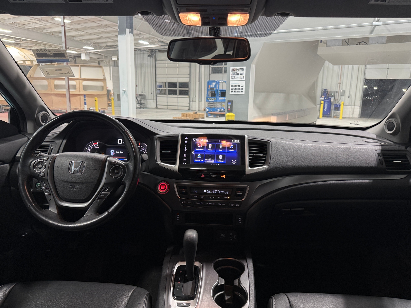Thumbnail: 2018 Honda Pilot - 3