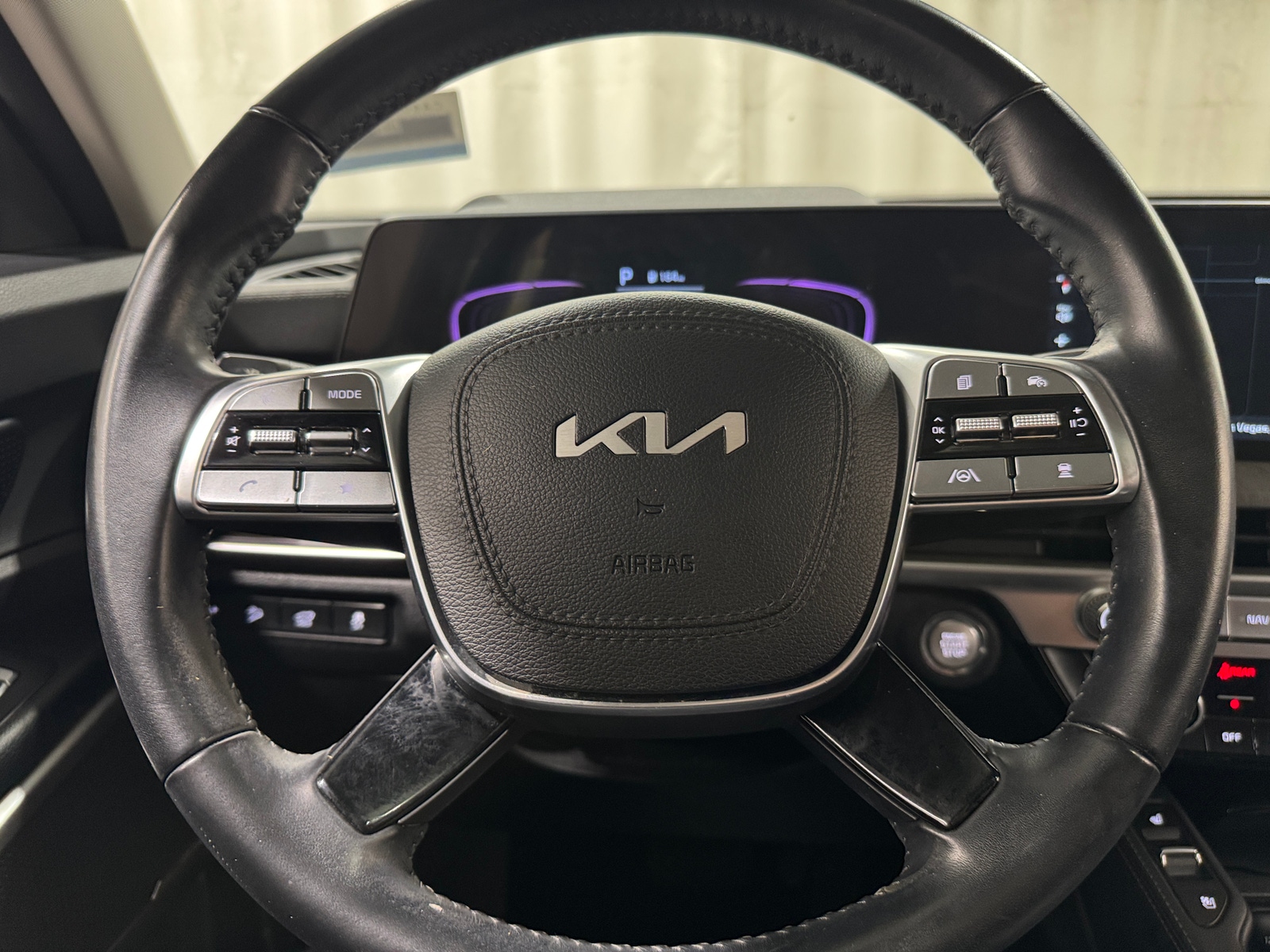Thumbnail: 2024 Kia Telluride - 4
