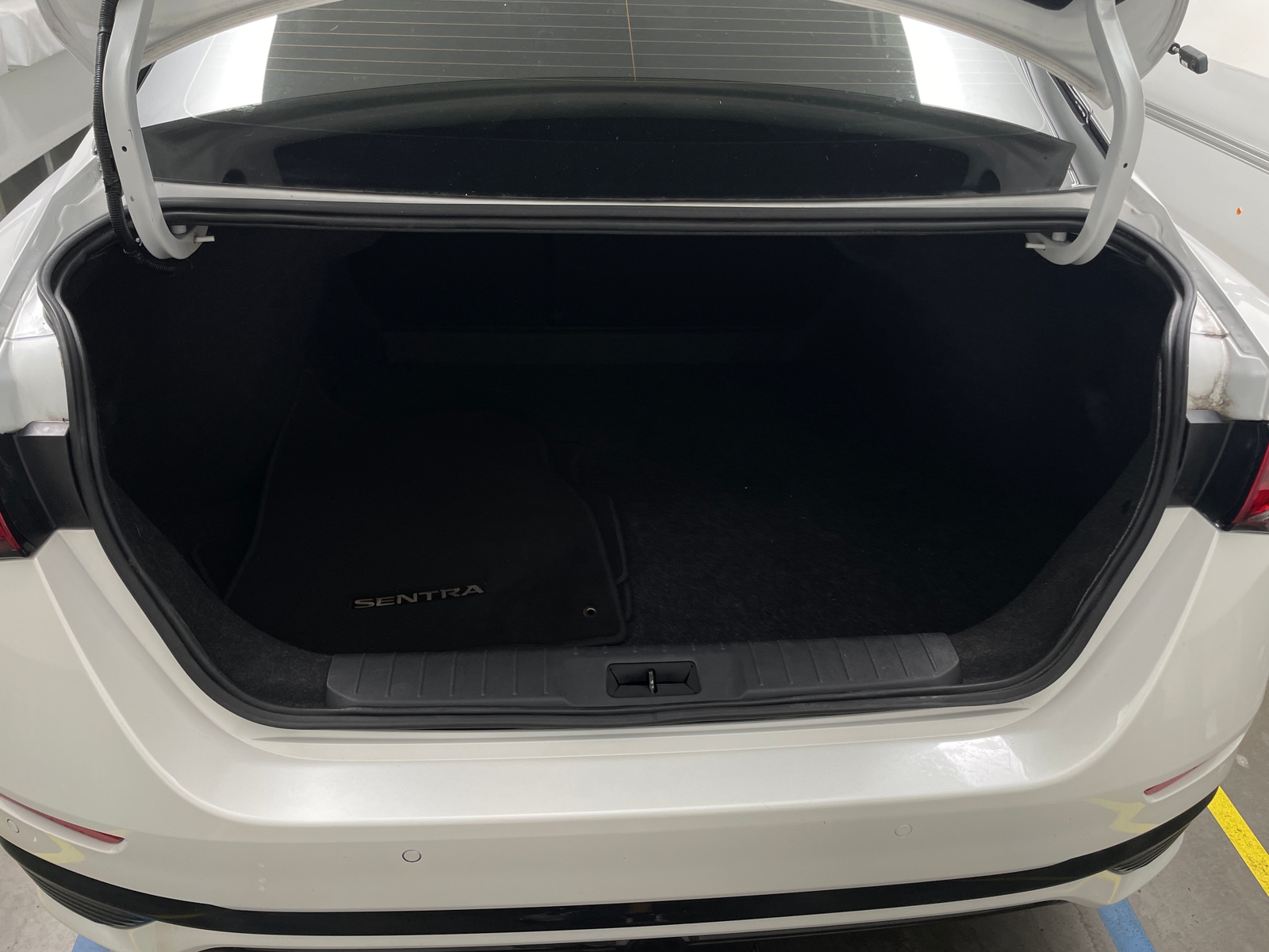 Thumbnail: 2024 Nissan Sentra - 7