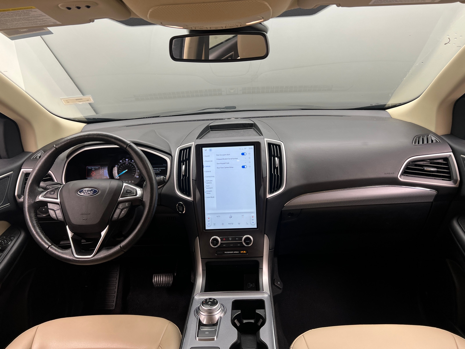Thumbnail: 2021 Ford Edge - 2