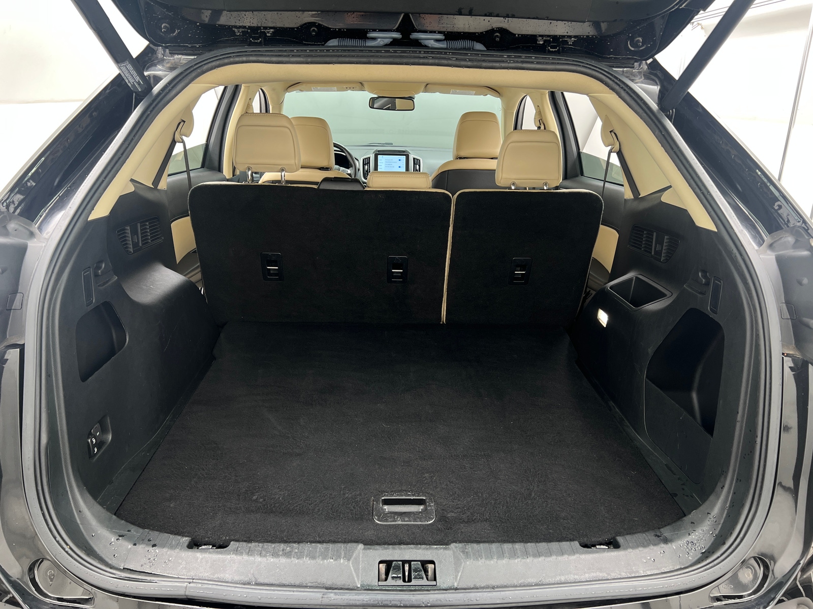 Thumbnail: 2021 Ford Edge - 6