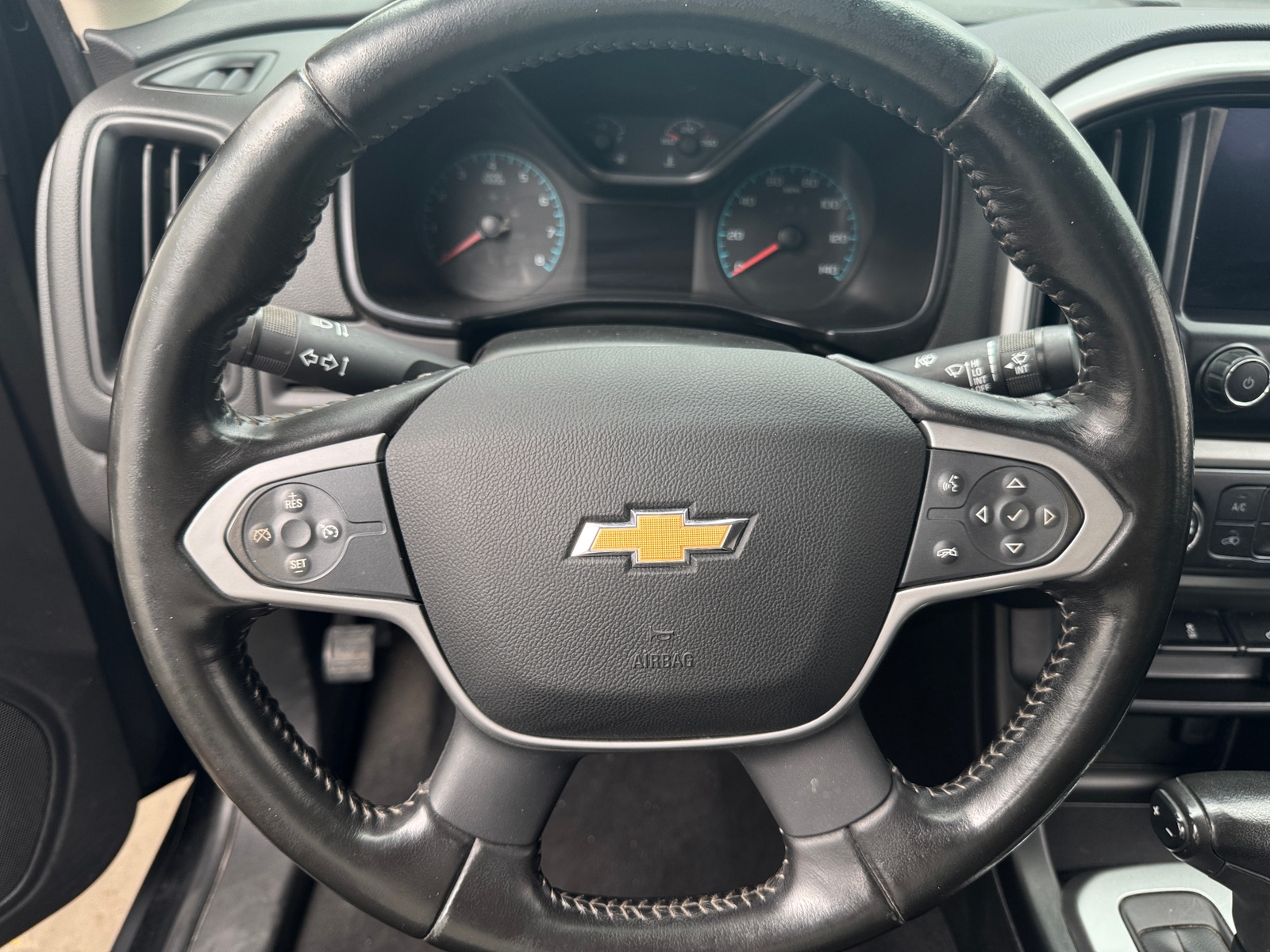 Thumbnail: 2021 Chevrolet Colorado - 5
