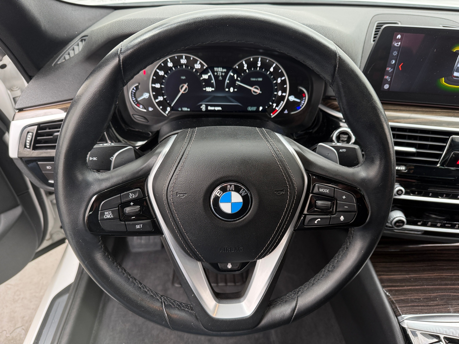 Thumbnail: 2018 BMW 5 Series - 5