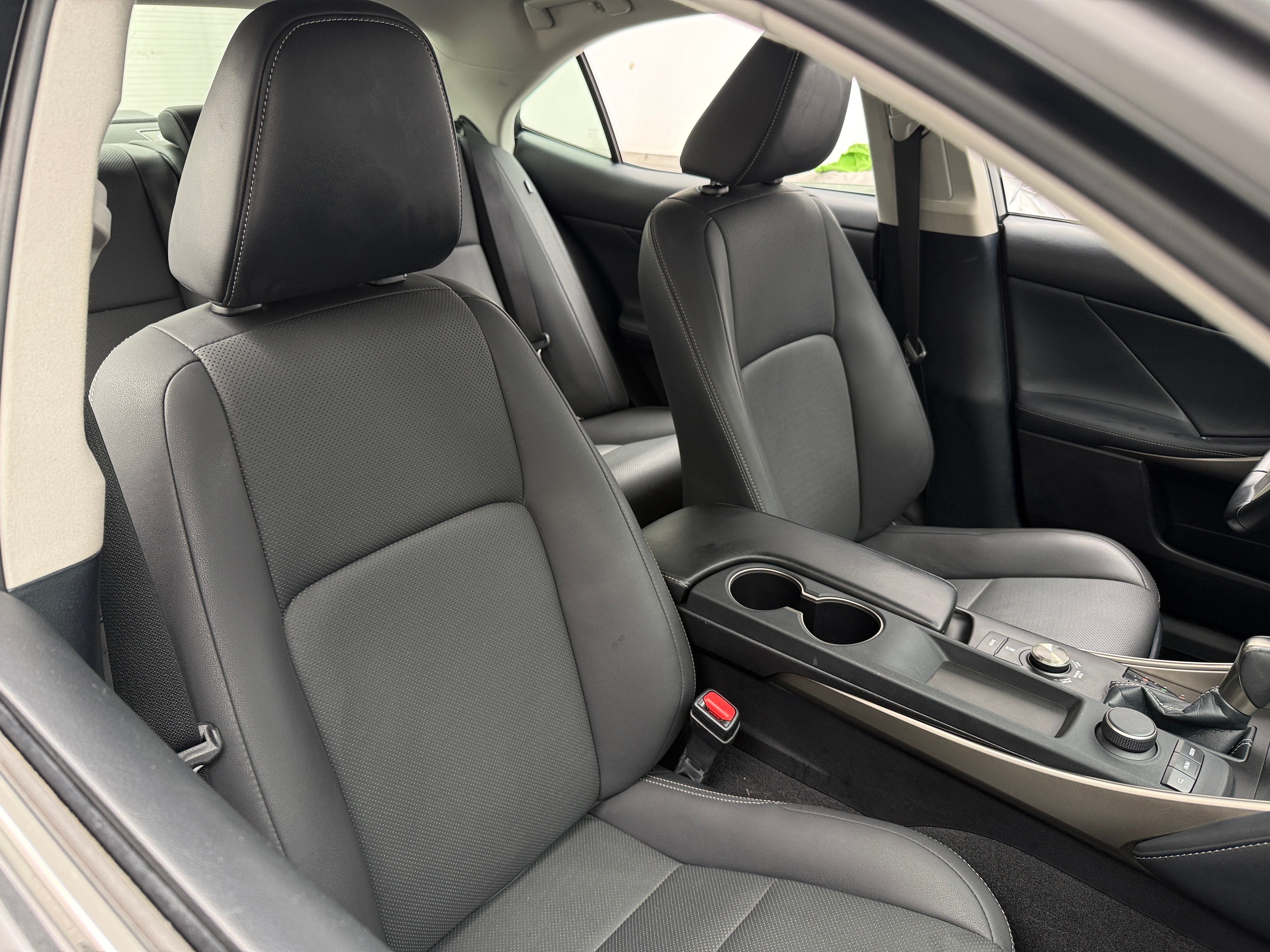 2018 Lexus IS 300