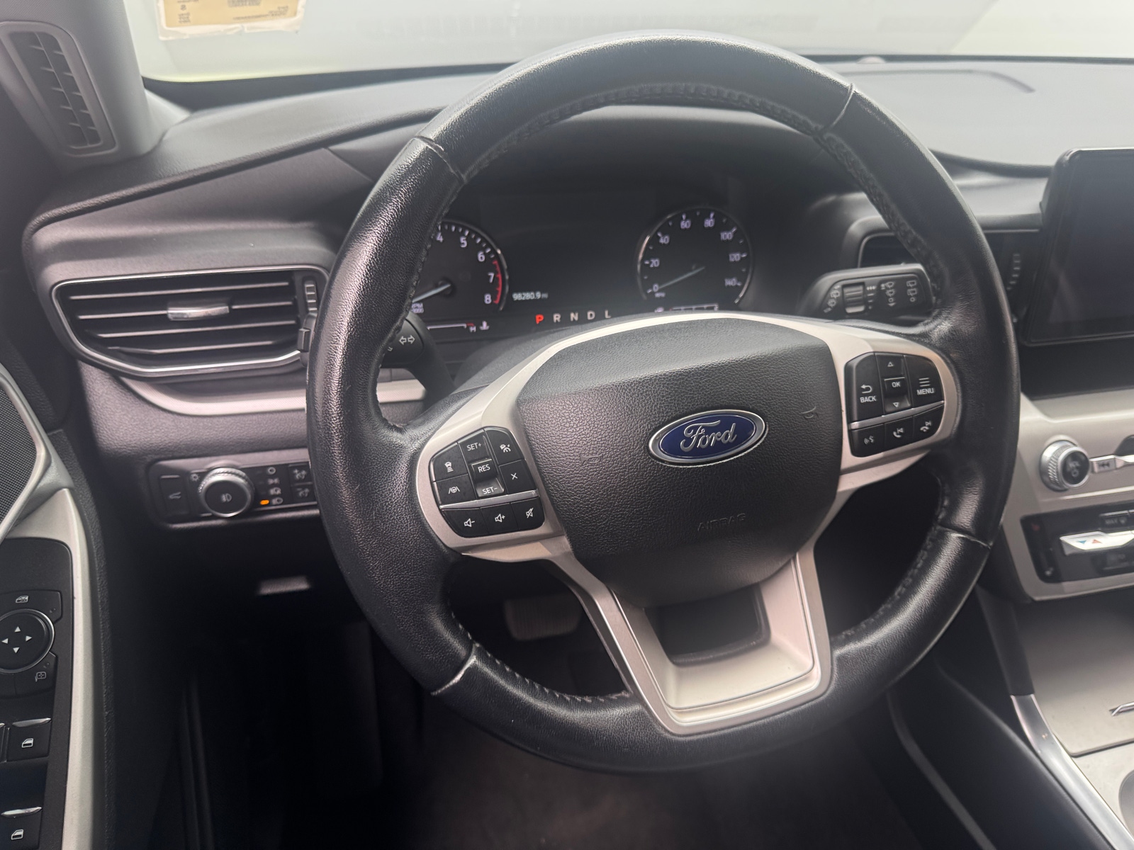 Thumbnail: 2022 Ford Explorer - 4