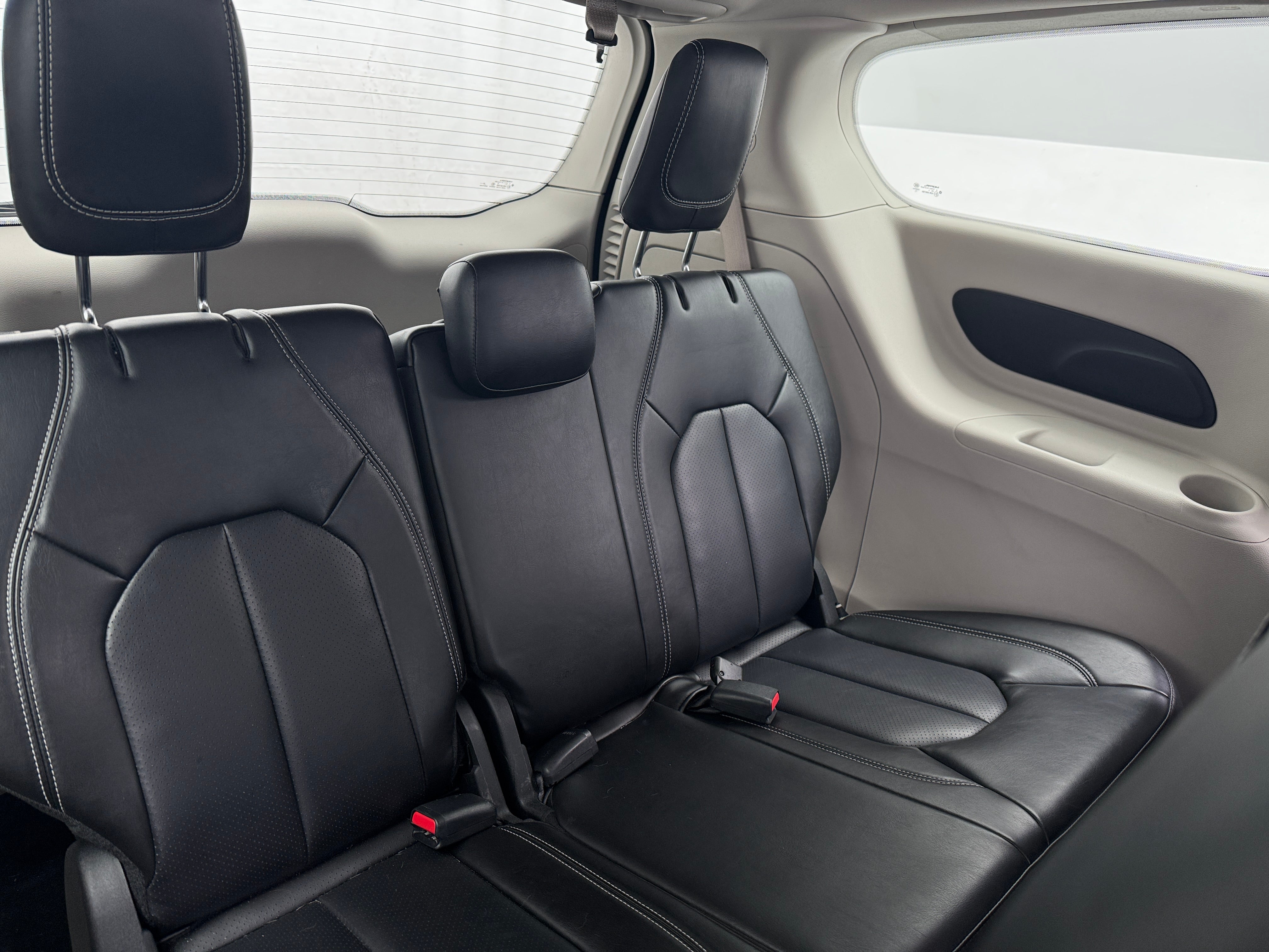 2024 Chrysler Pacifica PHEV