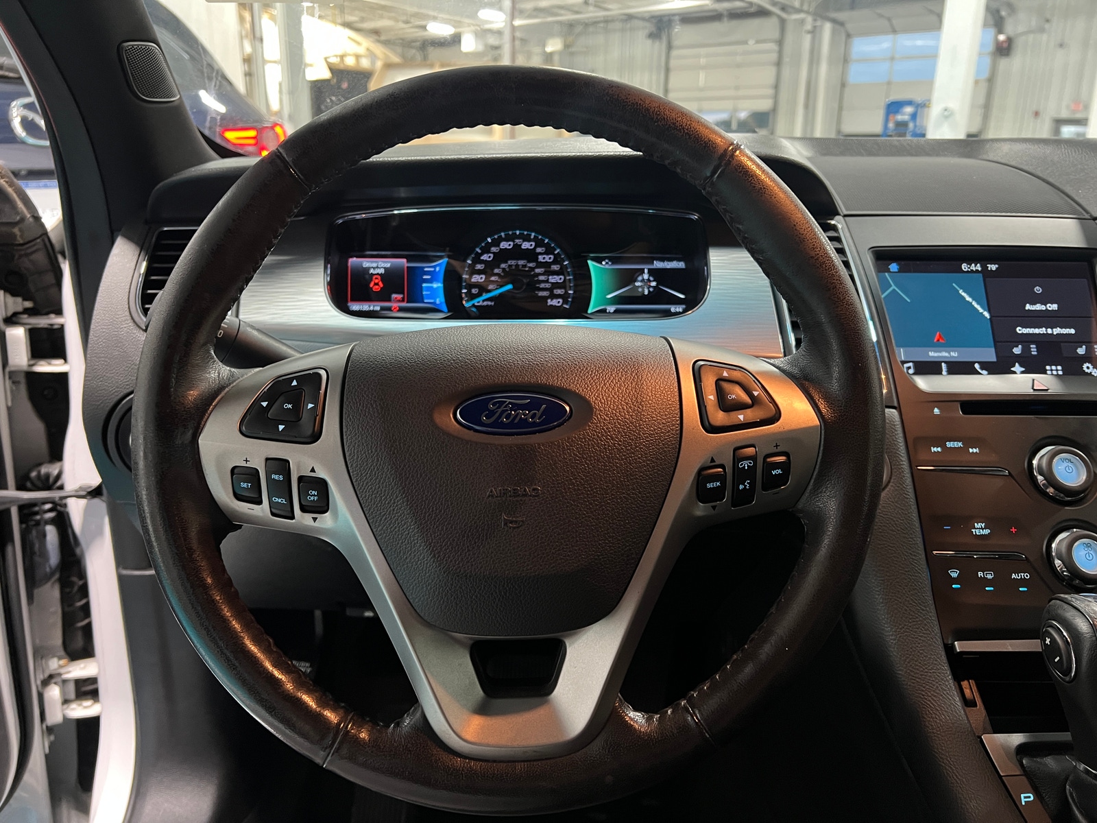 Thumbnail: 2016 Ford Taurus - 5