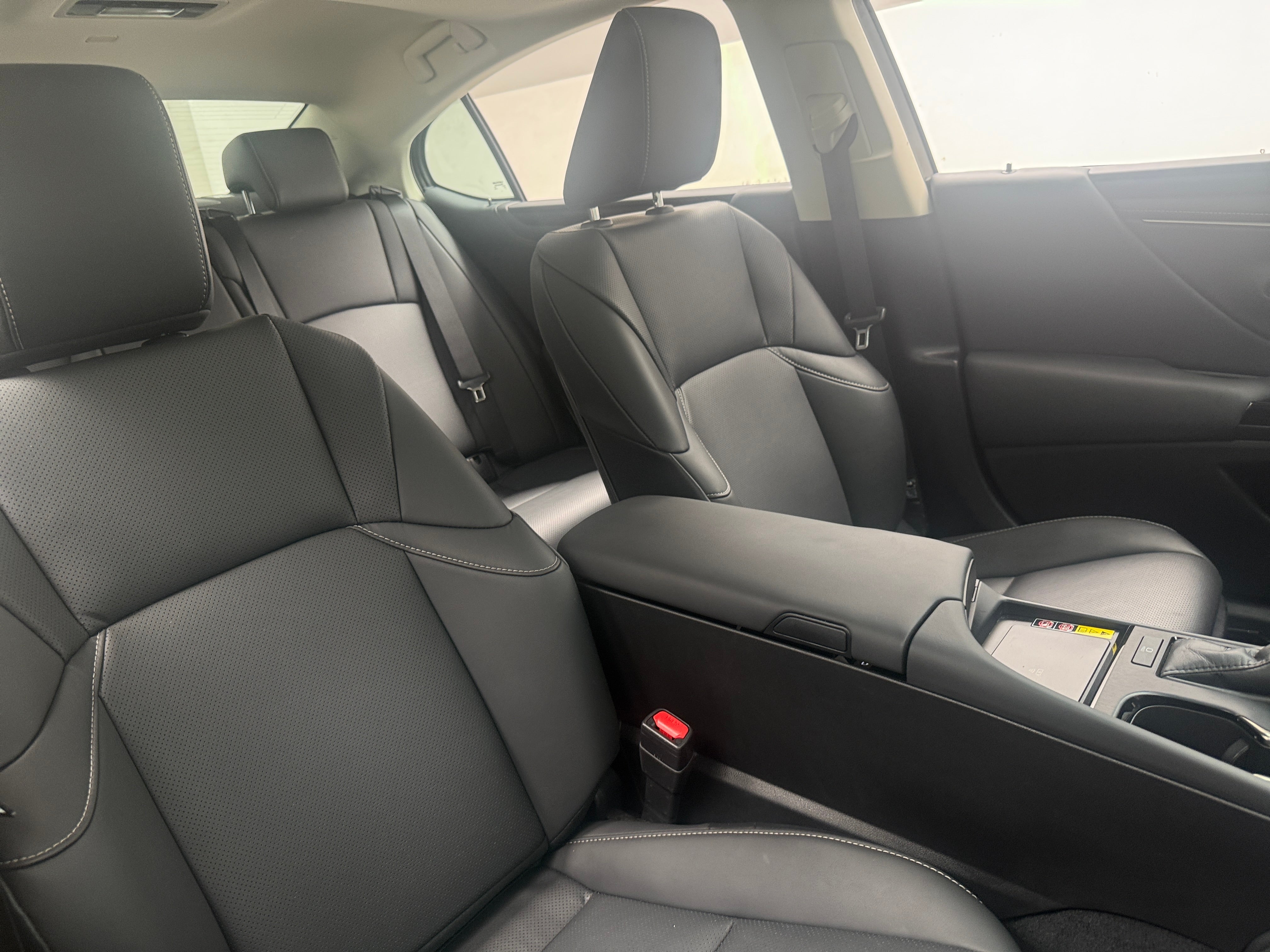 2024 Lexus ES