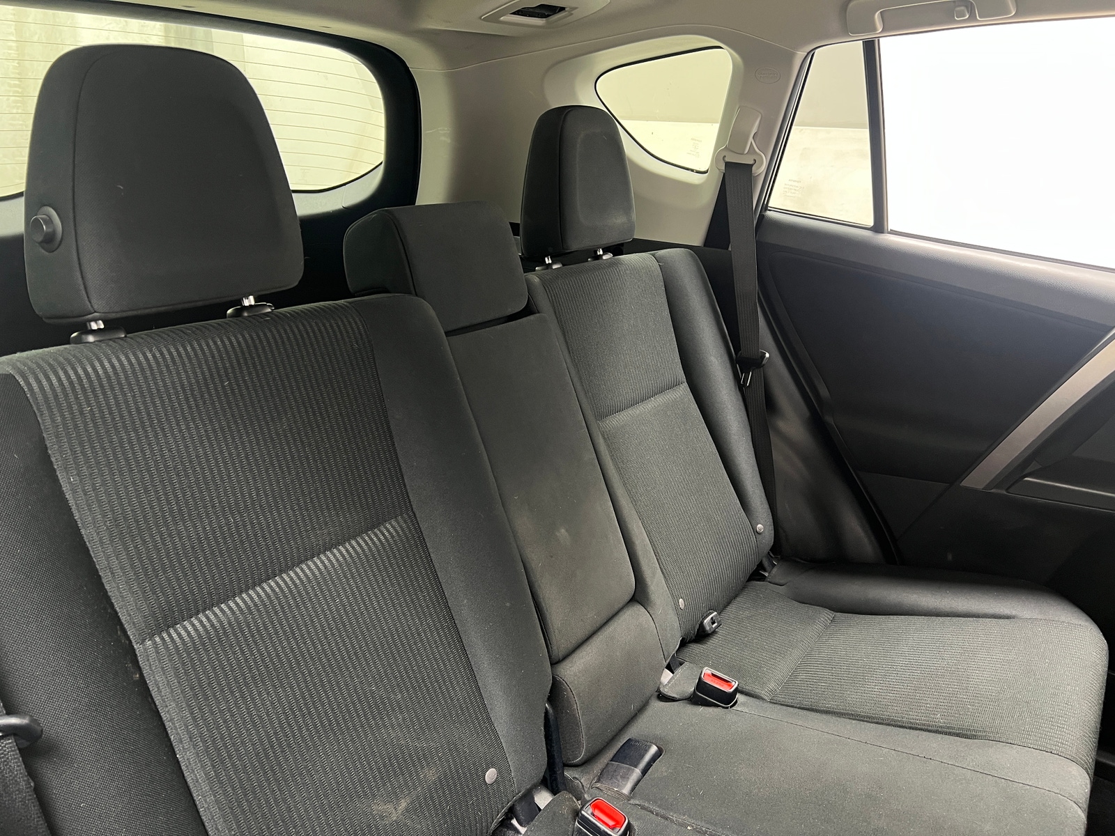 Thumbnail: 2018 Toyota RAV4 - 6