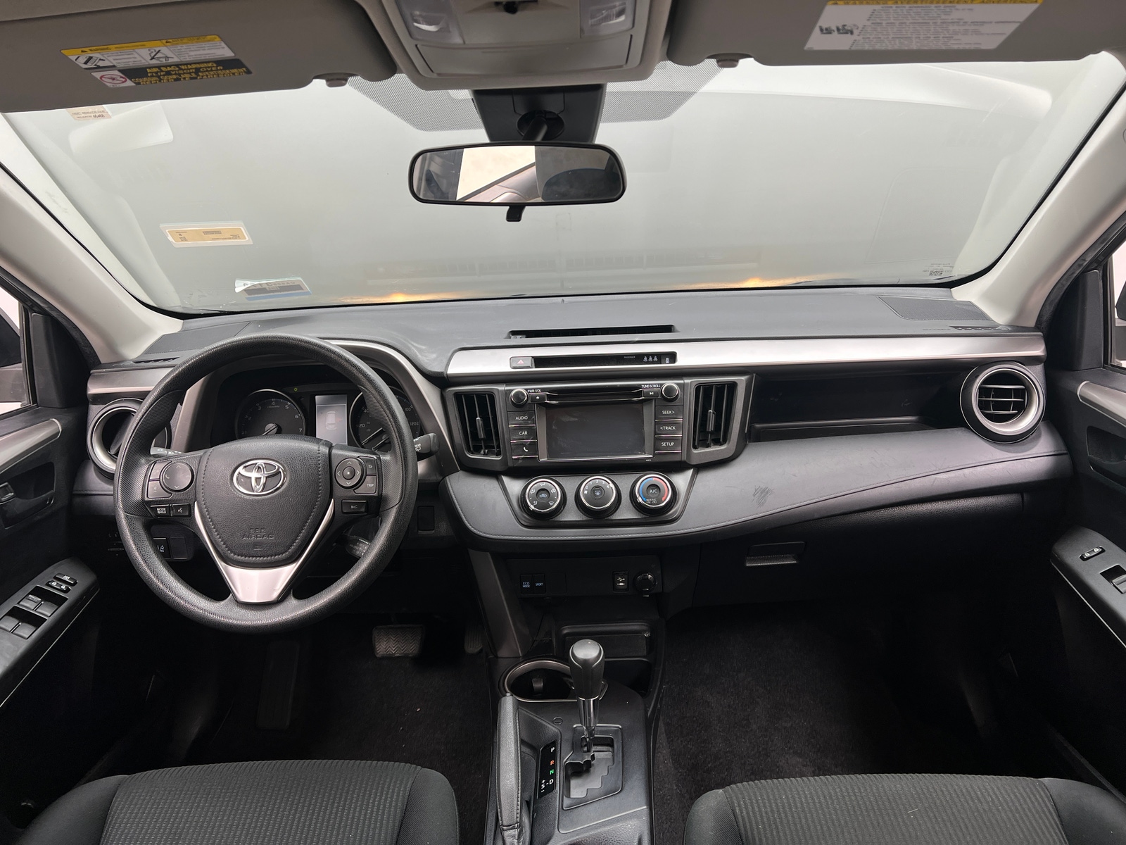 Thumbnail: 2018 Toyota RAV4 - 3