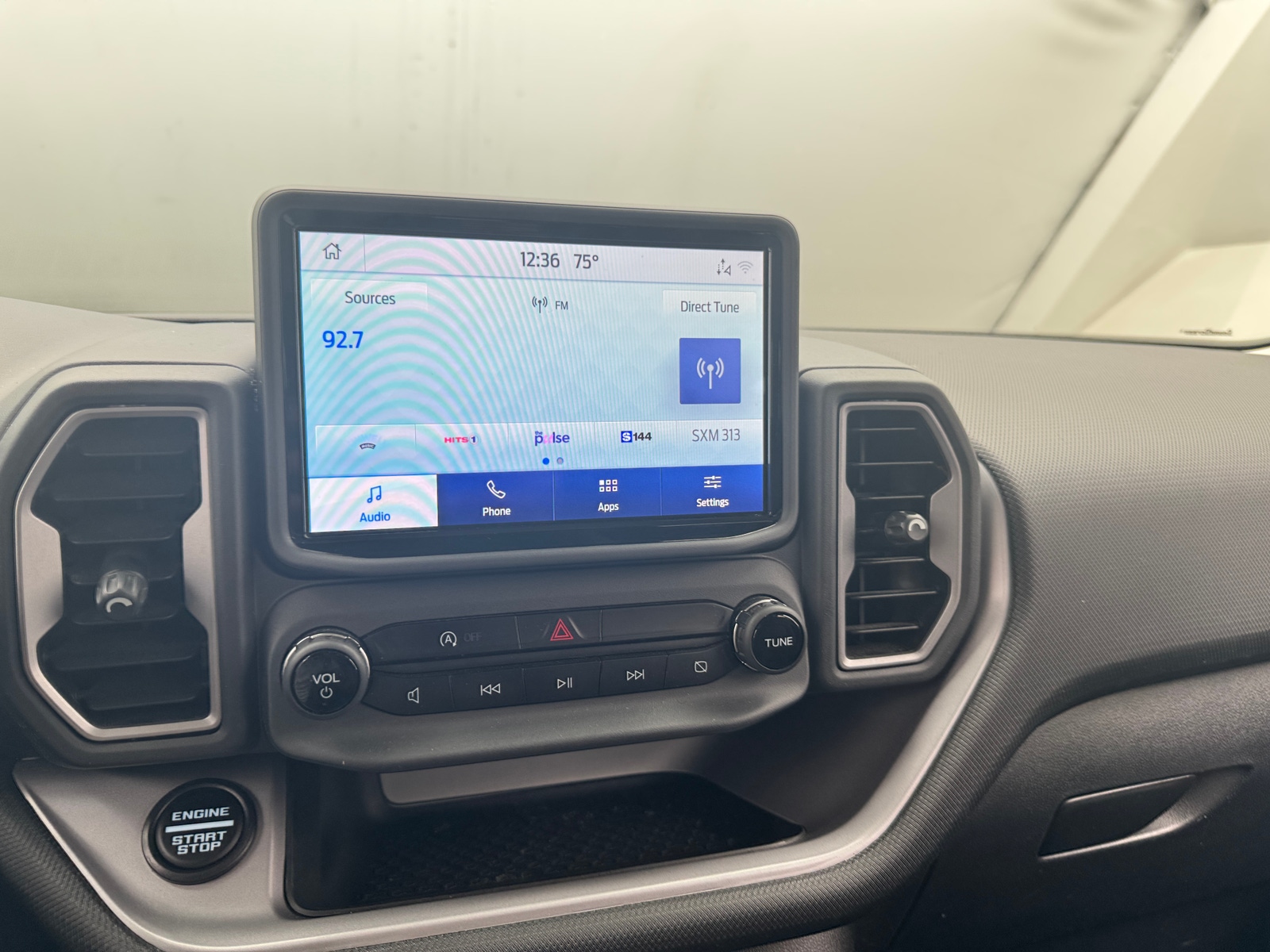 Thumbnail: 2023 Ford Bronco Sport - 4