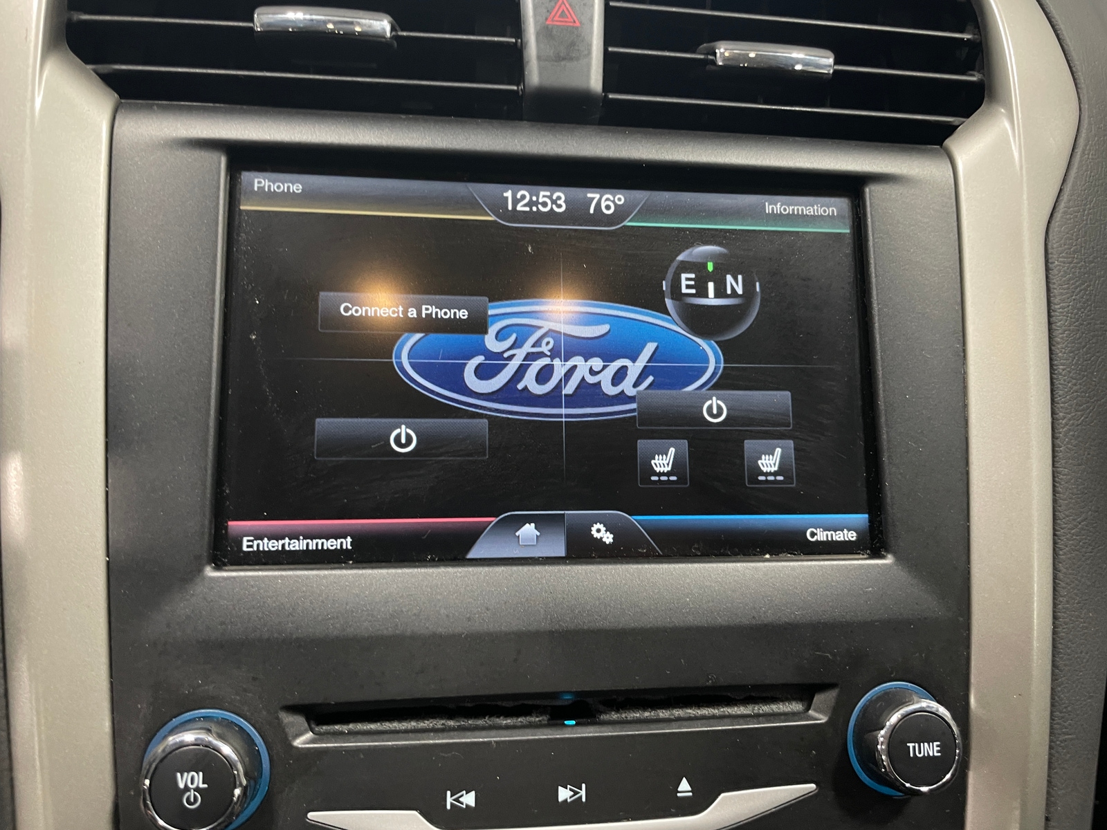 Thumbnail: 2015 Ford Fusion - 3
