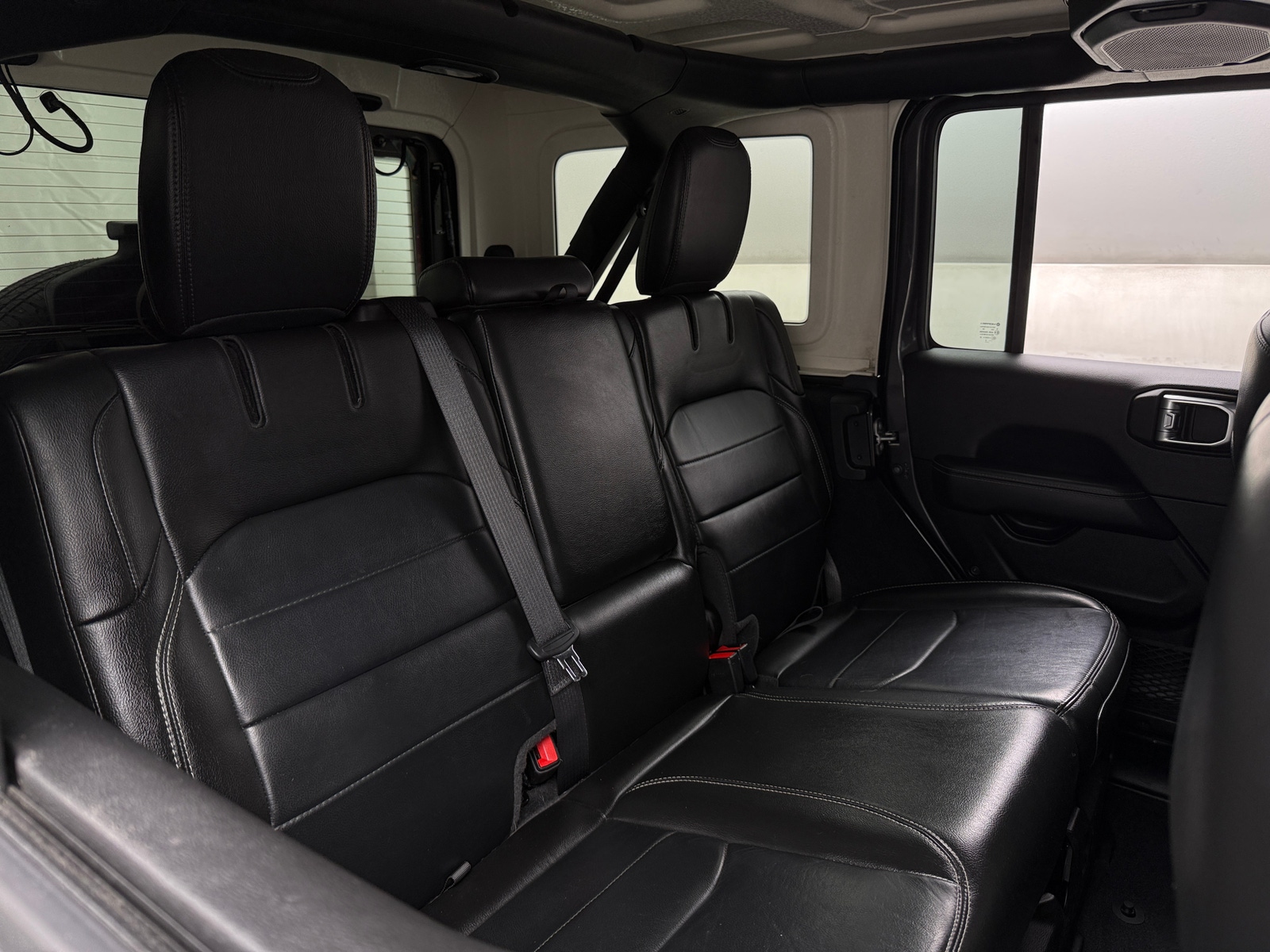 Thumbnail: 2022 Jeep Wrangler - 5