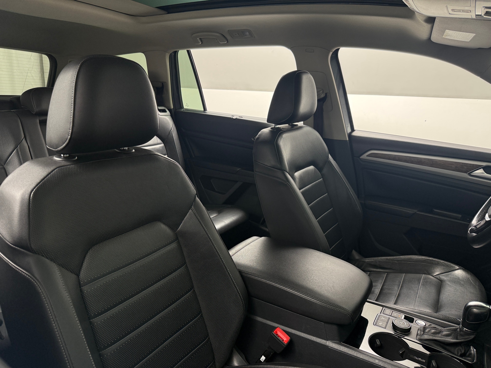 Thumbnail: 2018 Volkswagen Atlas - 2