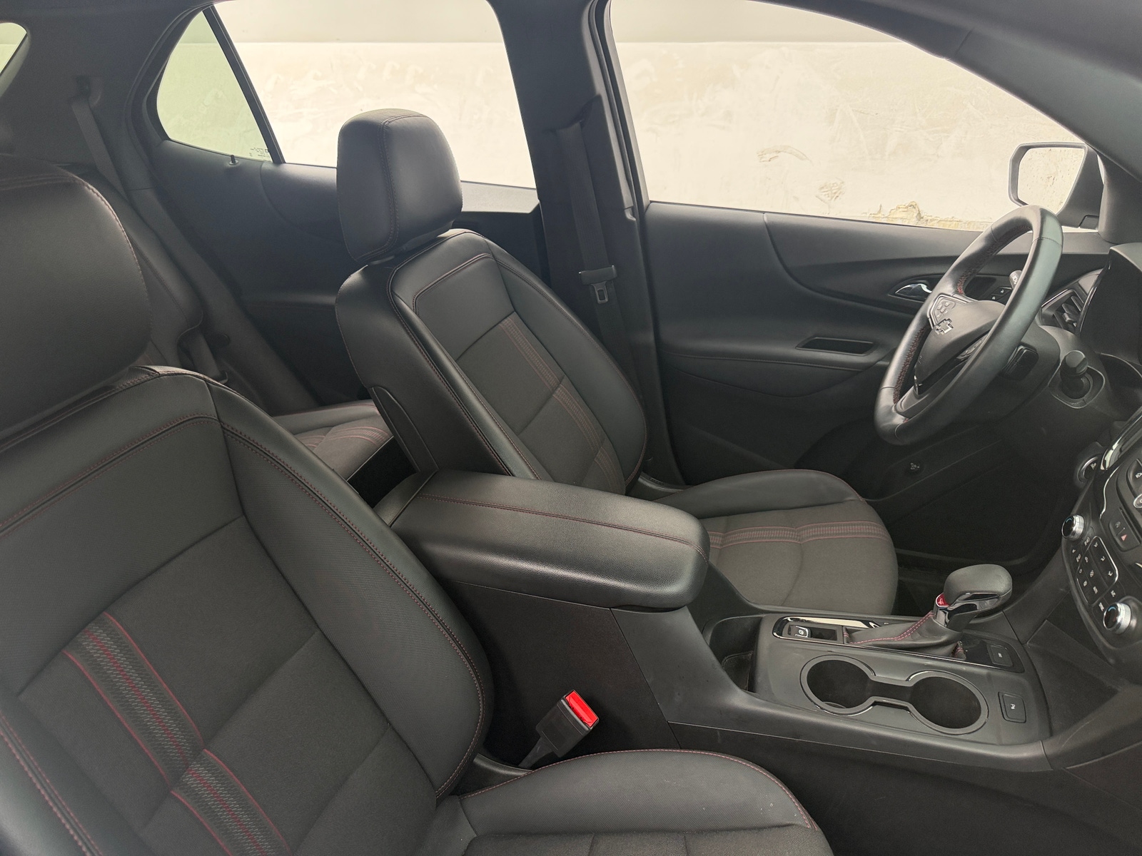 Thumbnail: 2023 Chevrolet Equinox - 2
