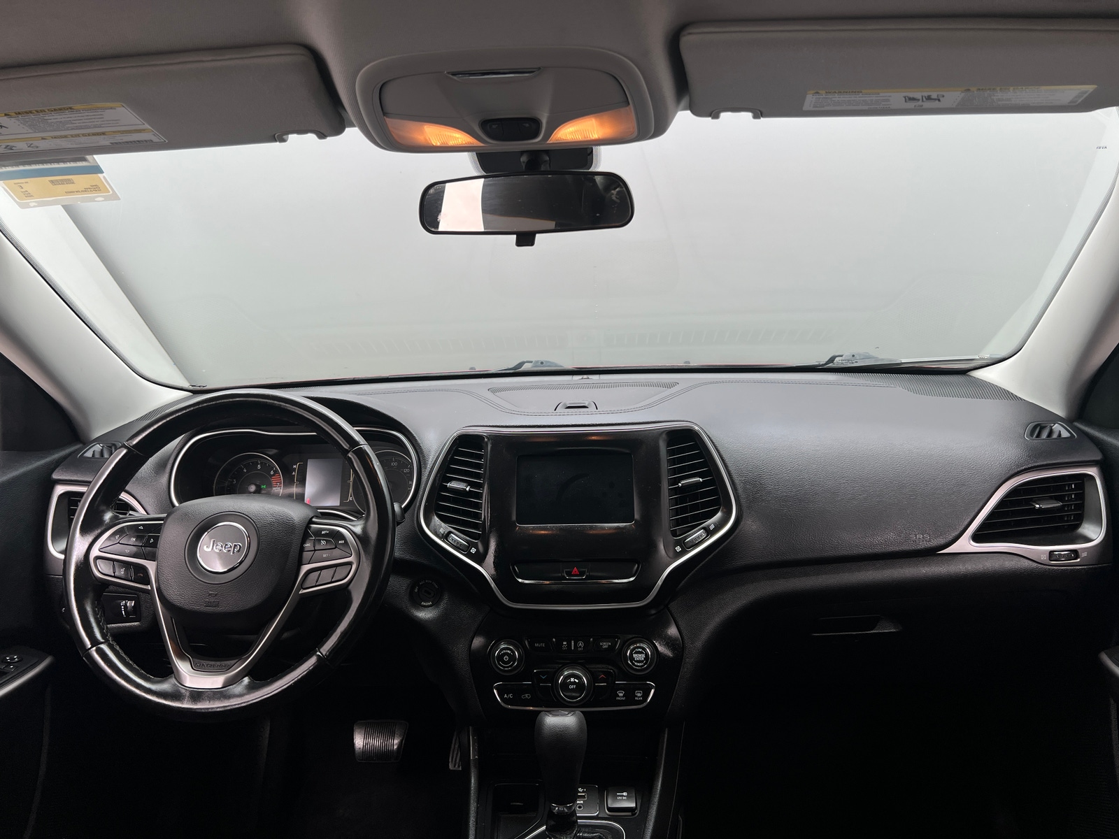 Thumbnail: 2020 Jeep Cherokee - 3