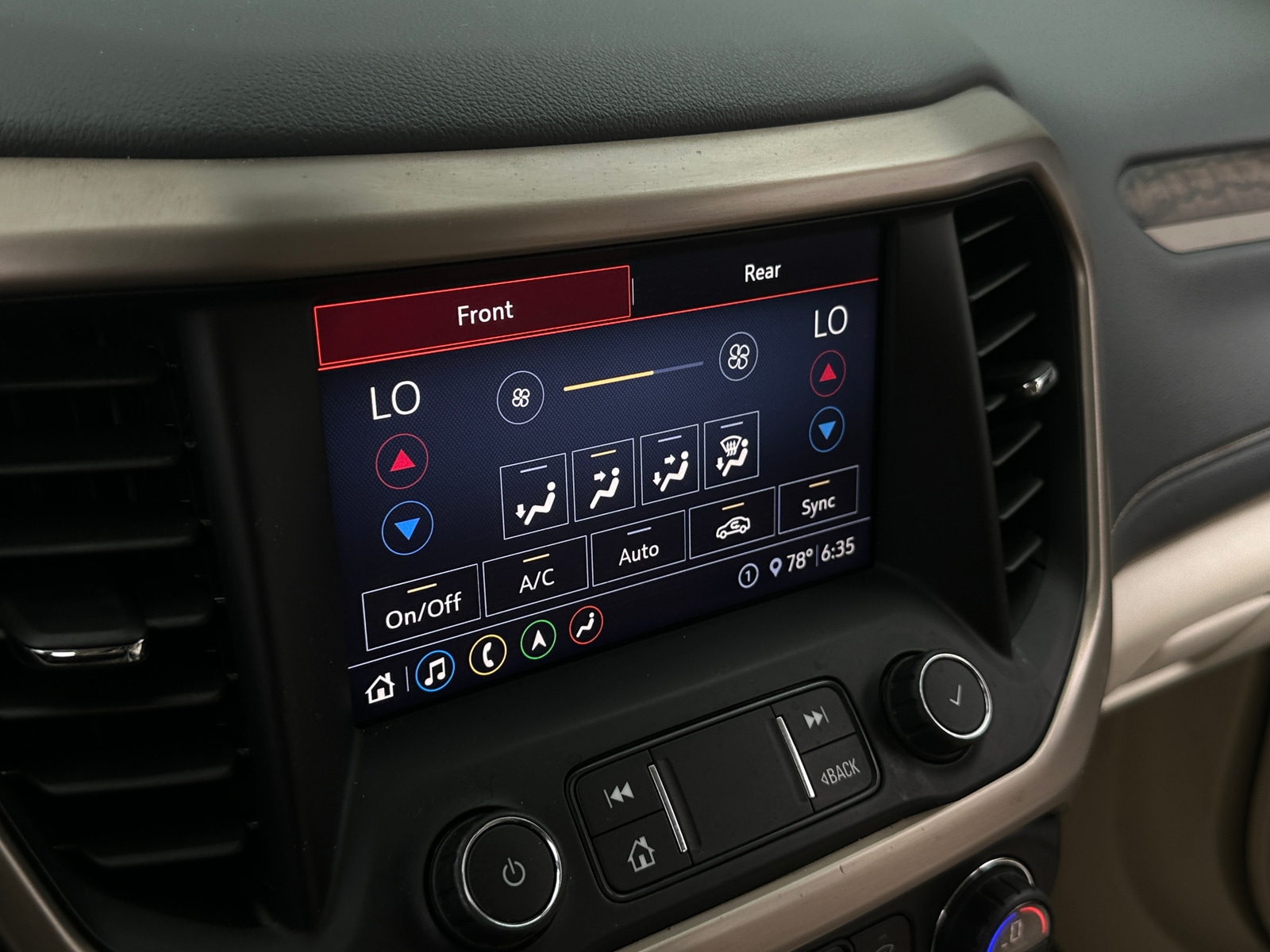 Thumbnail: 2020 GMC Acadia - 3