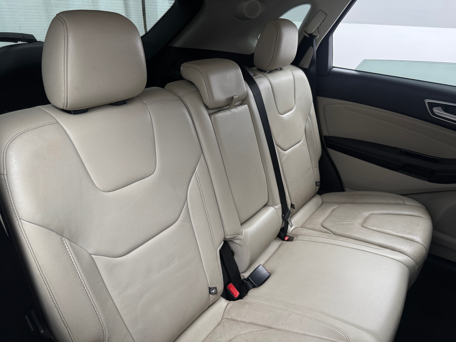 Thumbnail: 2015 Ford Edge - 5