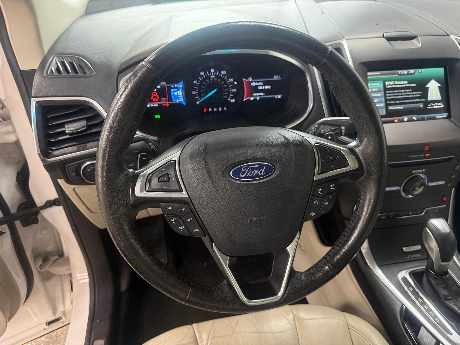 Thumbnail: 2015 Ford Edge - 4