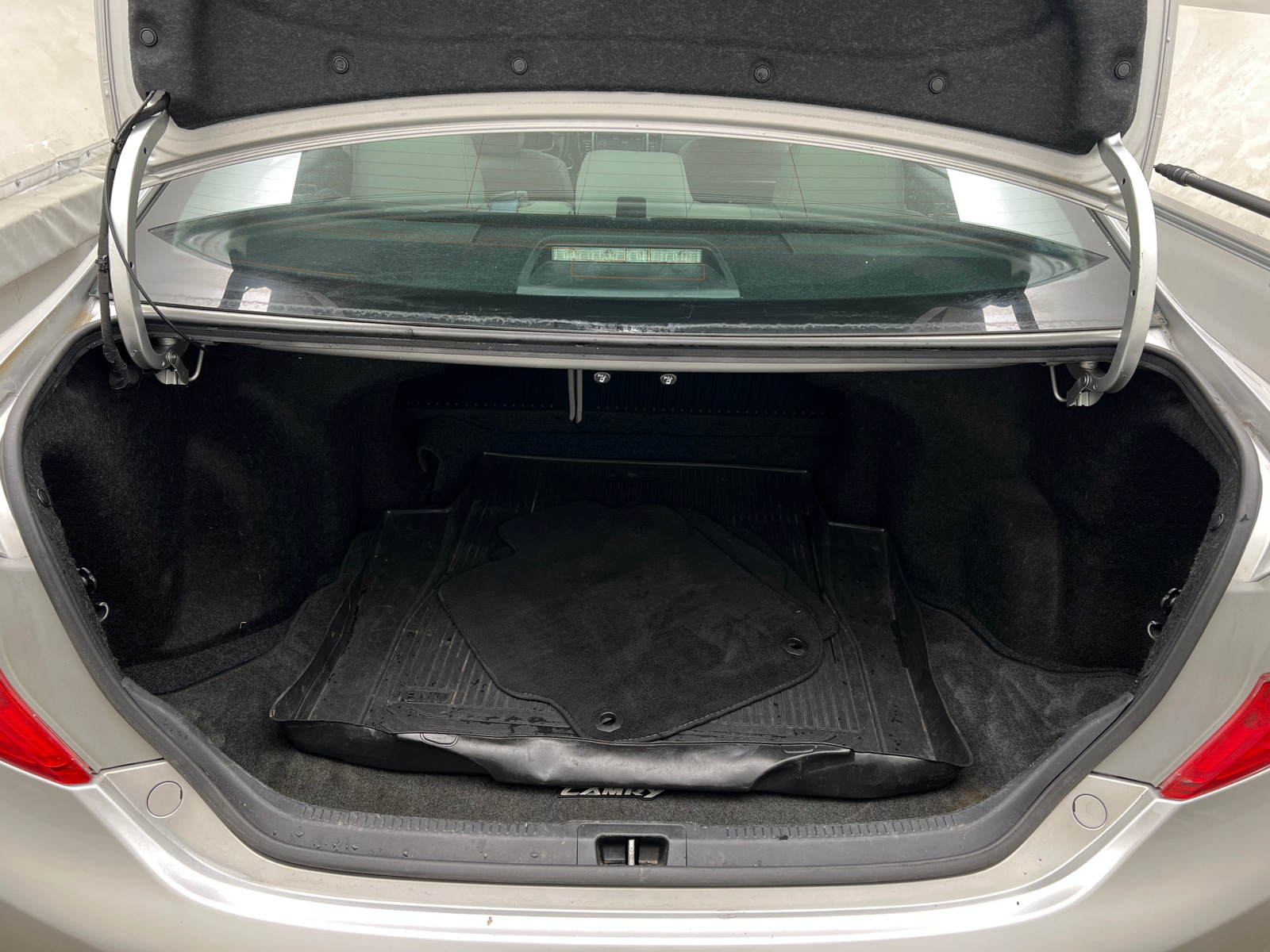Thumbnail: 2014 Toyota Camry - 7