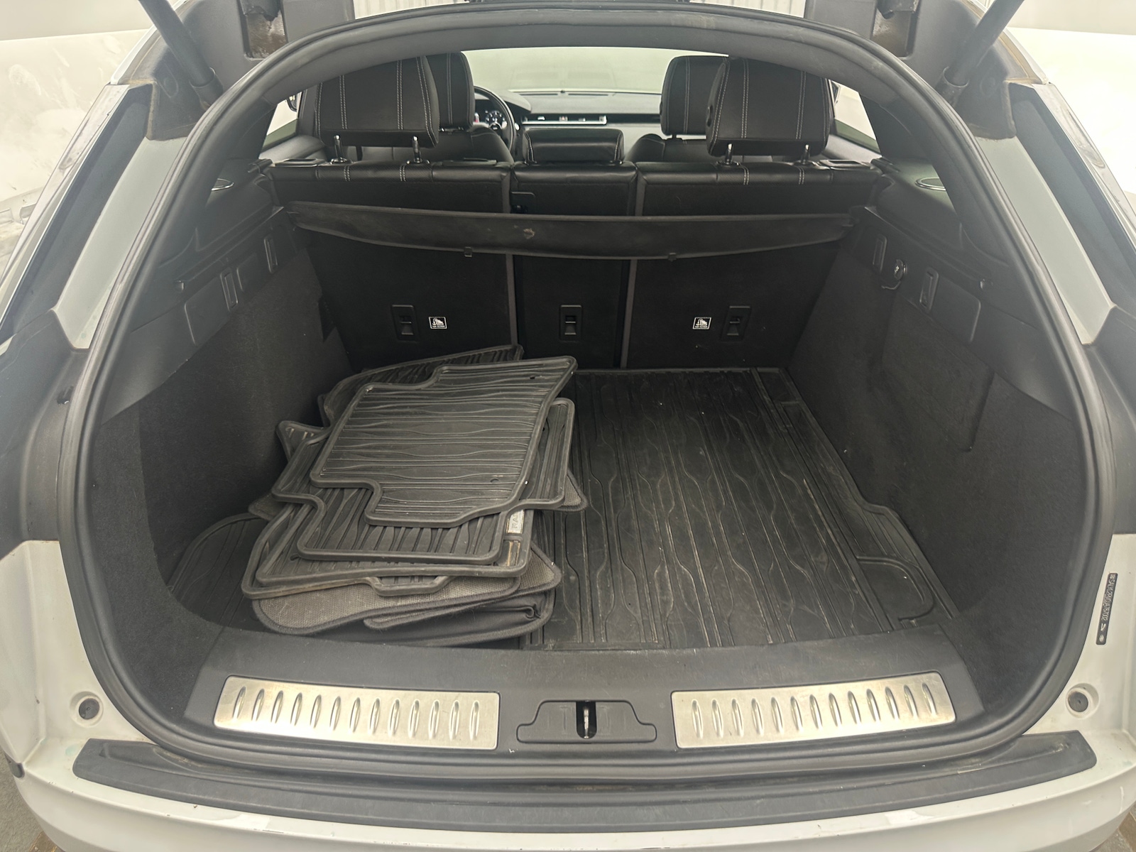 Thumbnail: 2018 Land Rover Range Rover Velar - 7