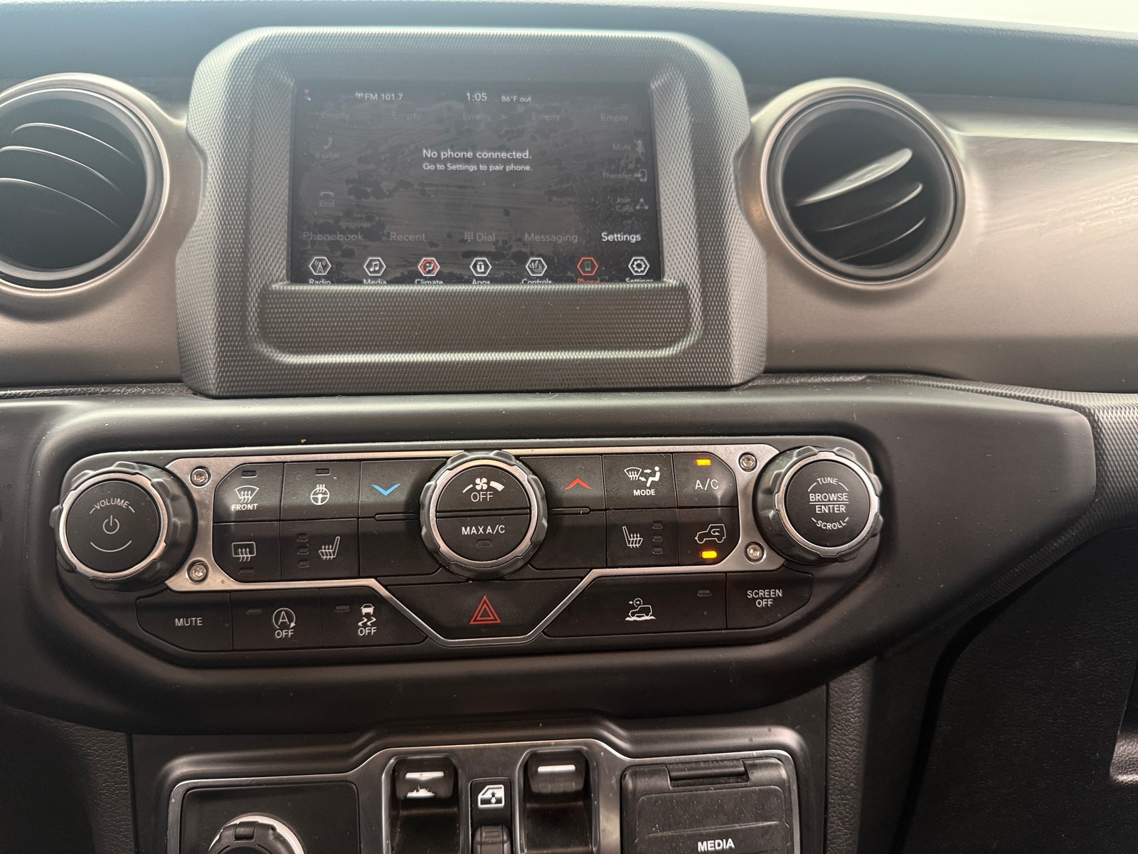 Thumbnail: 2022 Jeep Wrangler - 4