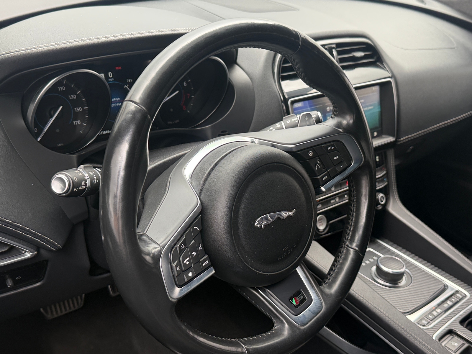 Thumbnail: 2020 Jaguar F-Pace - 5
