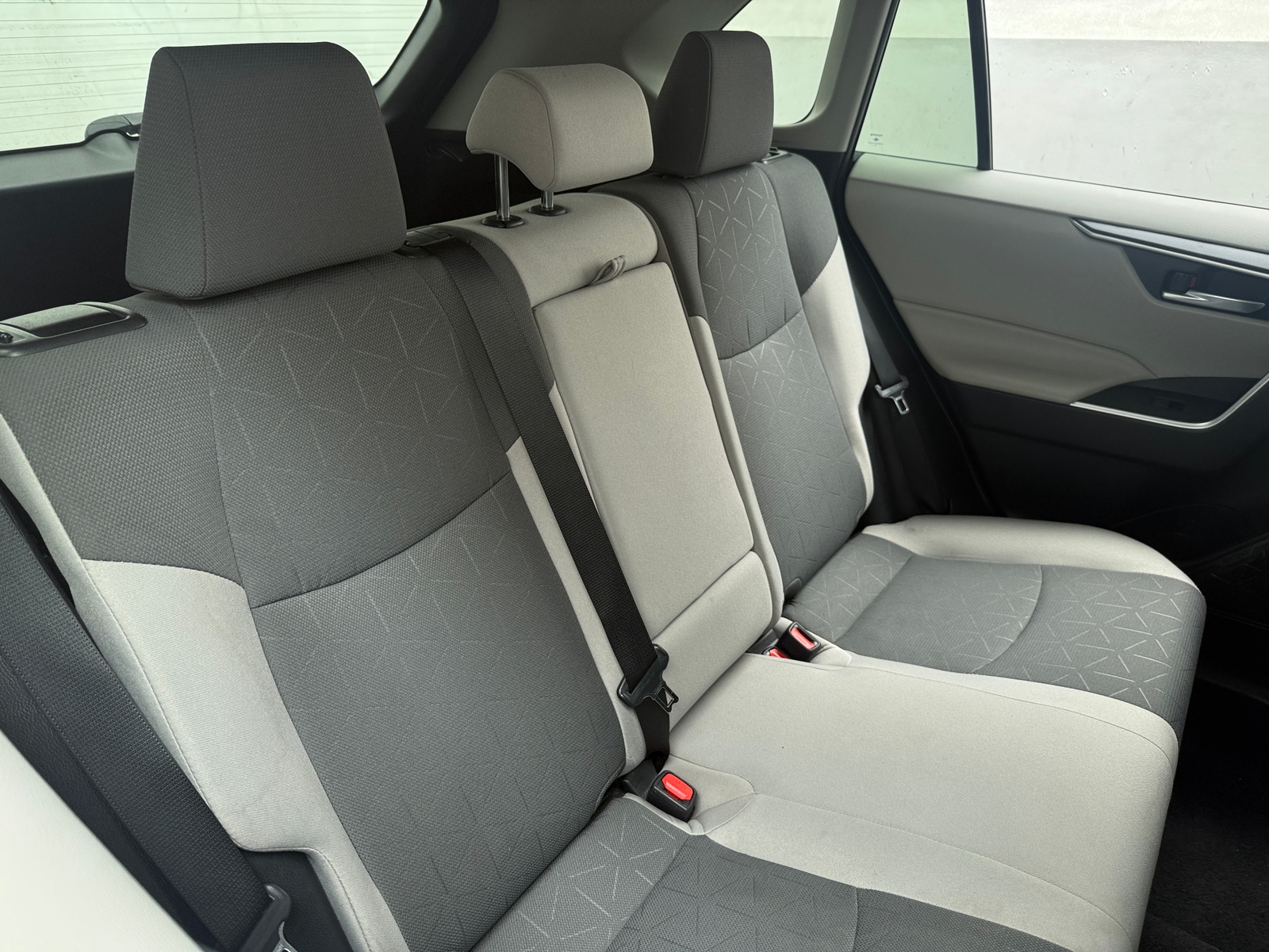 Thumbnail: 2019 Toyota RAV4 - 6