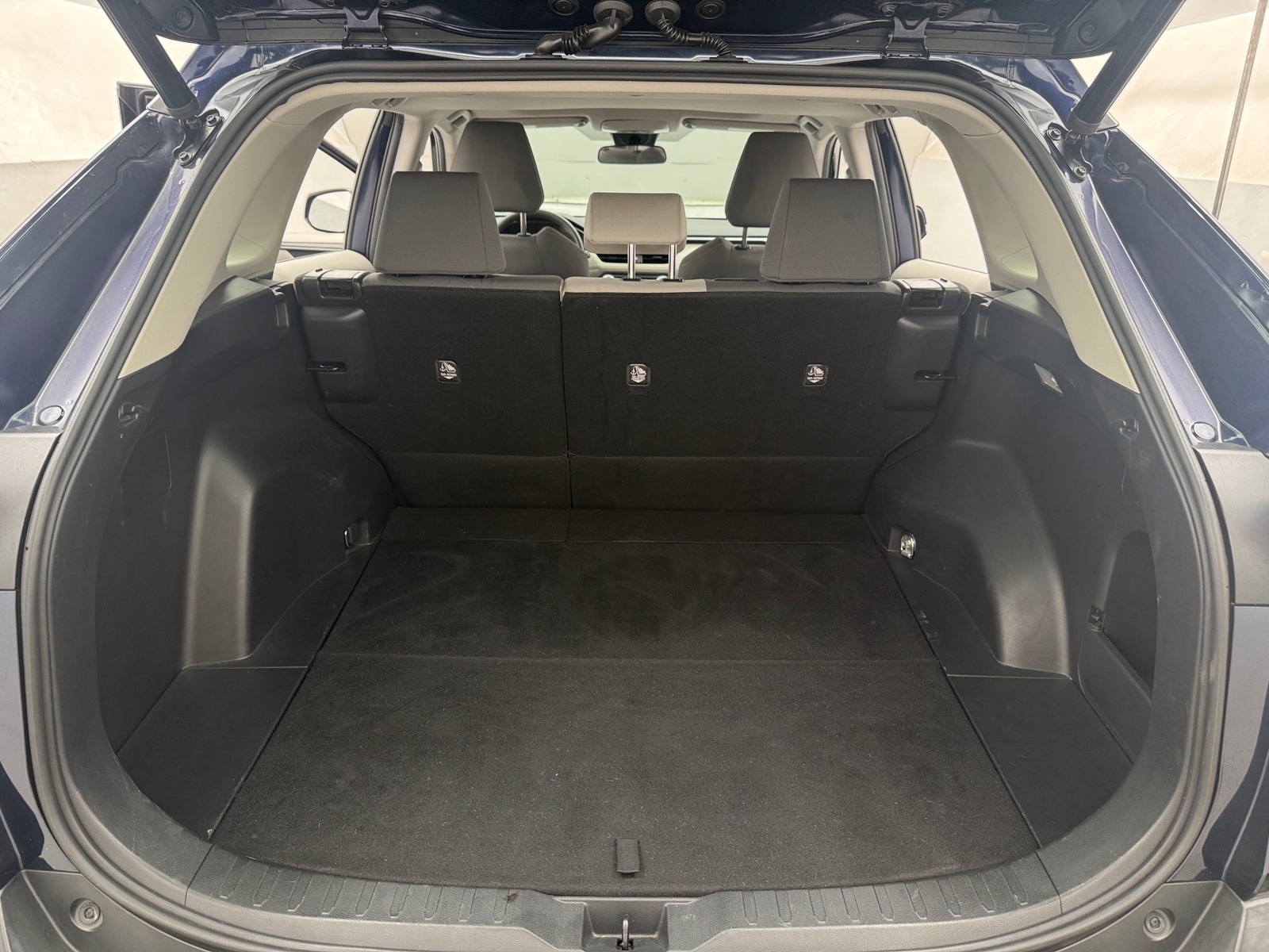 Thumbnail: 2019 Toyota RAV4 - 7