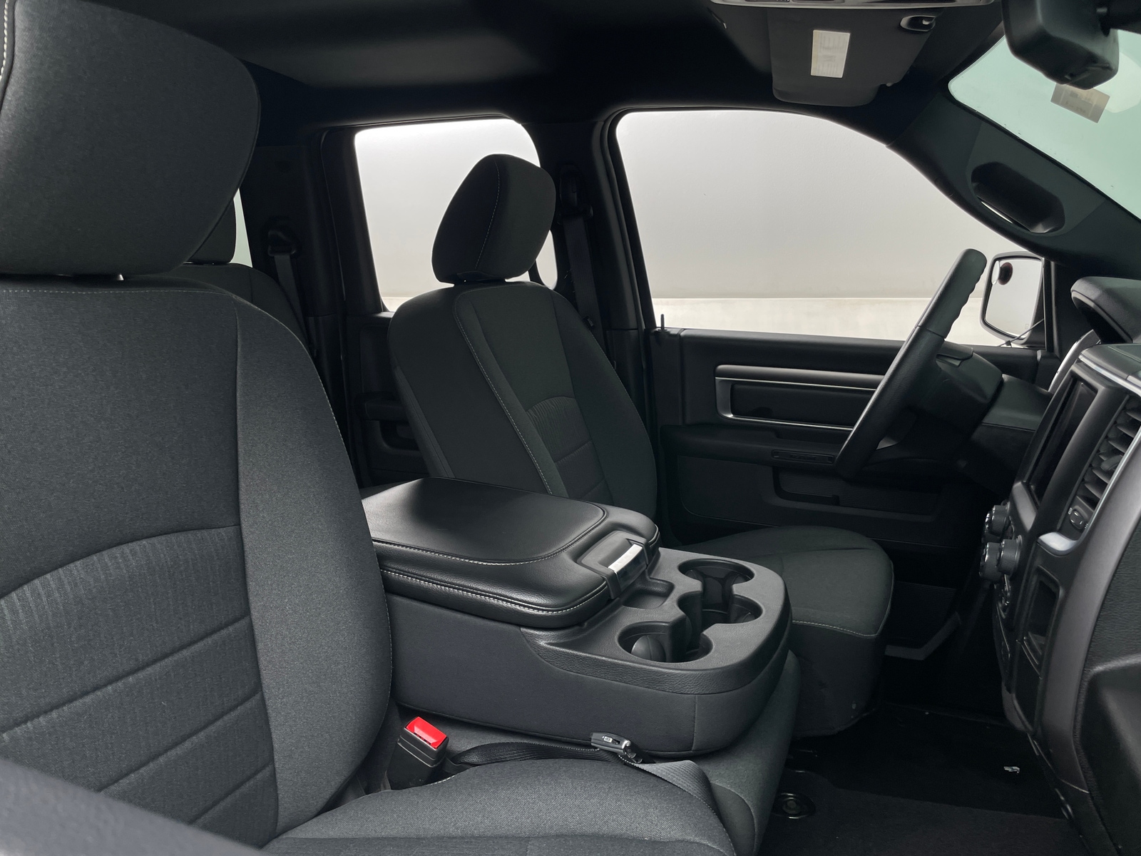 Thumbnail: 2021 RAM 1500 Classic - 2