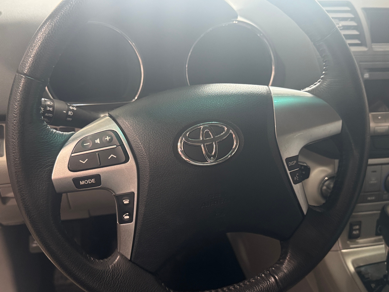 Thumbnail: 2012 Toyota Highlander - 5
