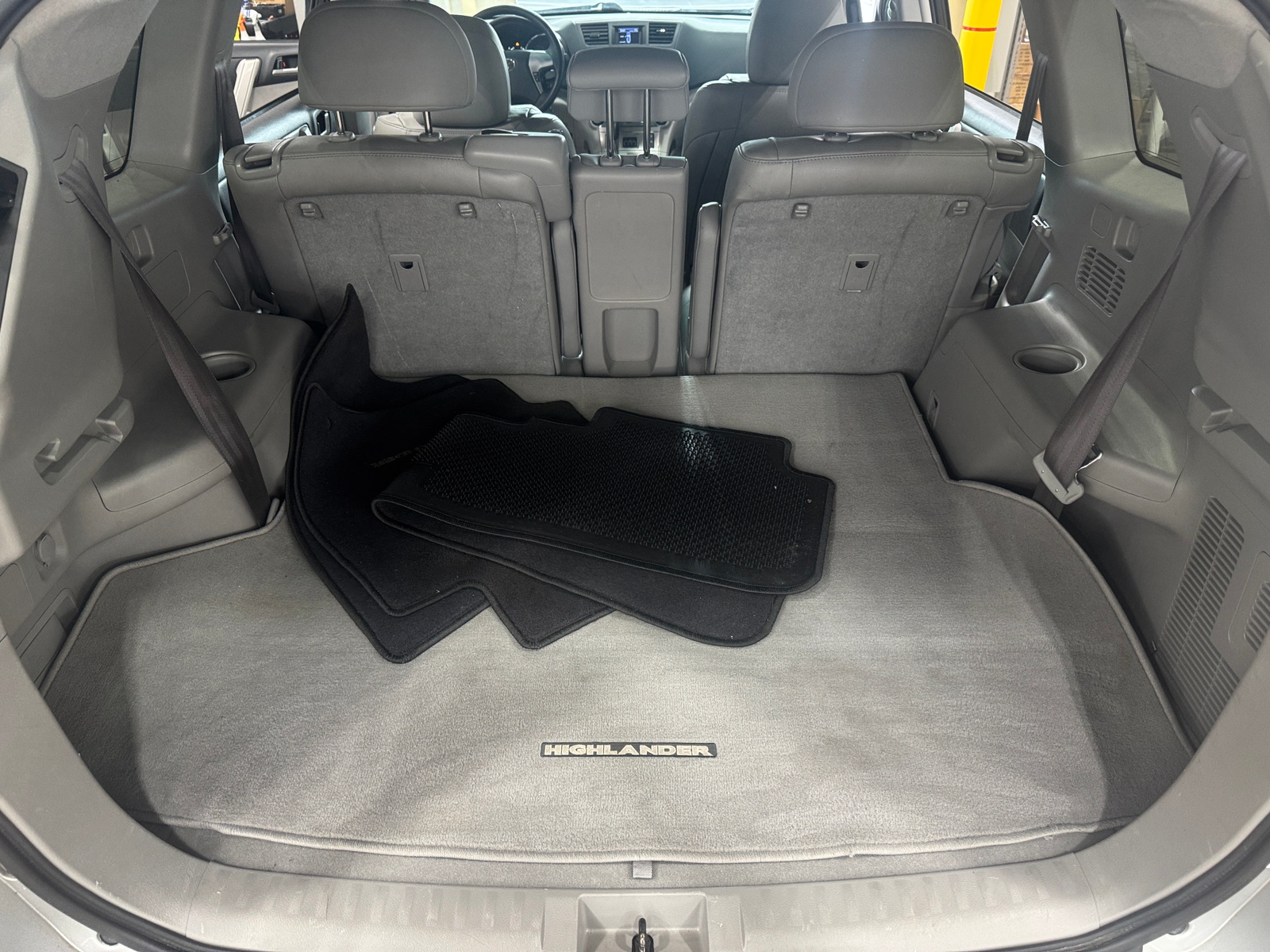 Thumbnail: 2012 Toyota Highlander - 7