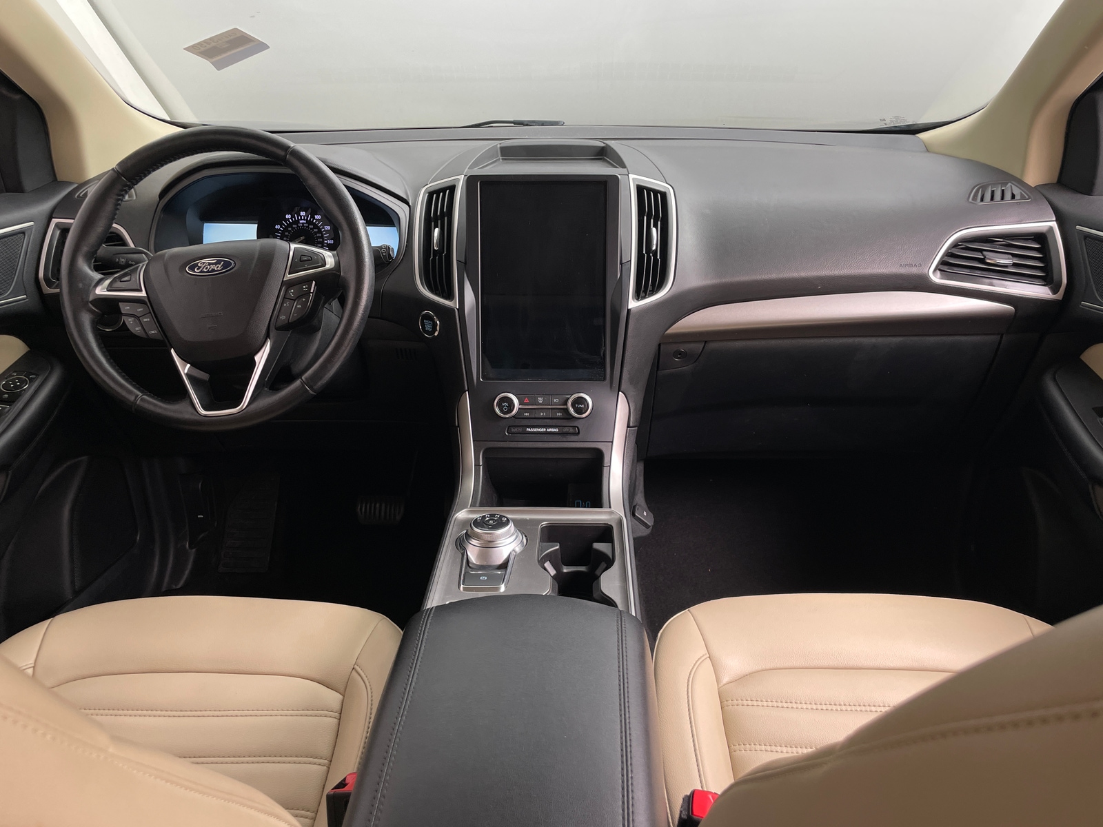Thumbnail: 2023 Ford Edge - 2