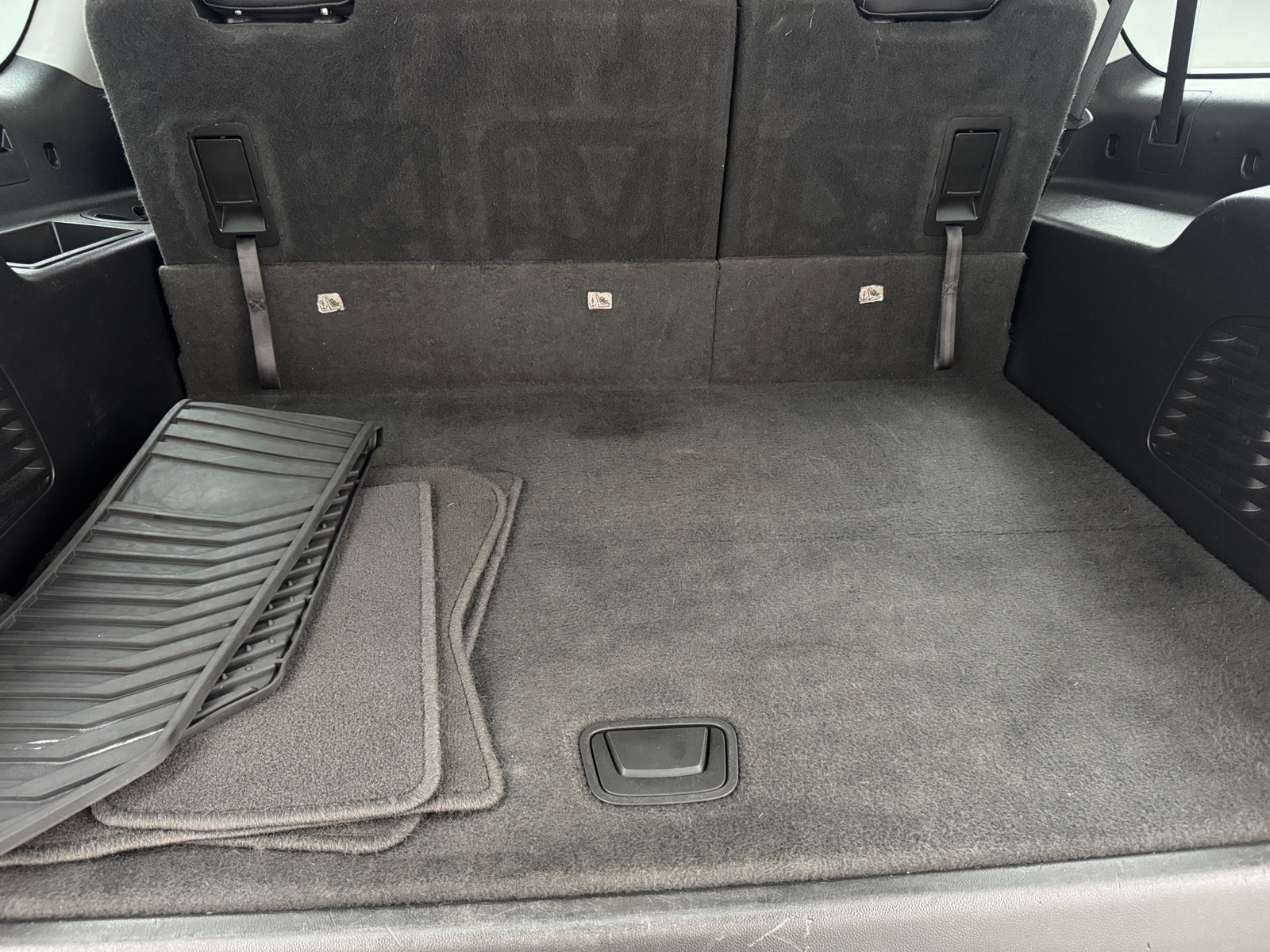 Thumbnail: 2019 Chevrolet Suburban - 6
