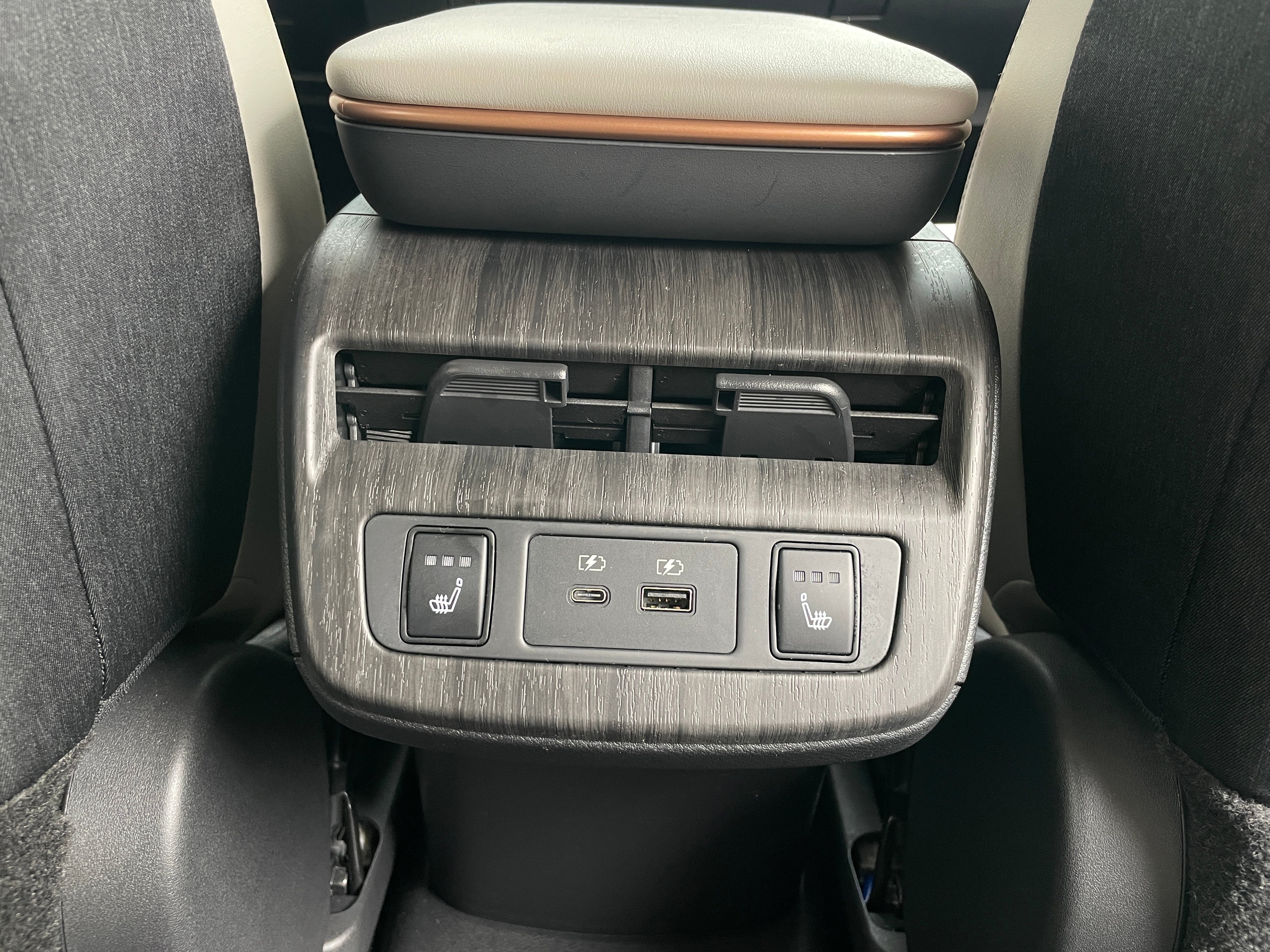Used 2024 Nissan ARIYA Evolve+ with VIN JN1DF0BB2RM742617 for sale in Auburn, WA