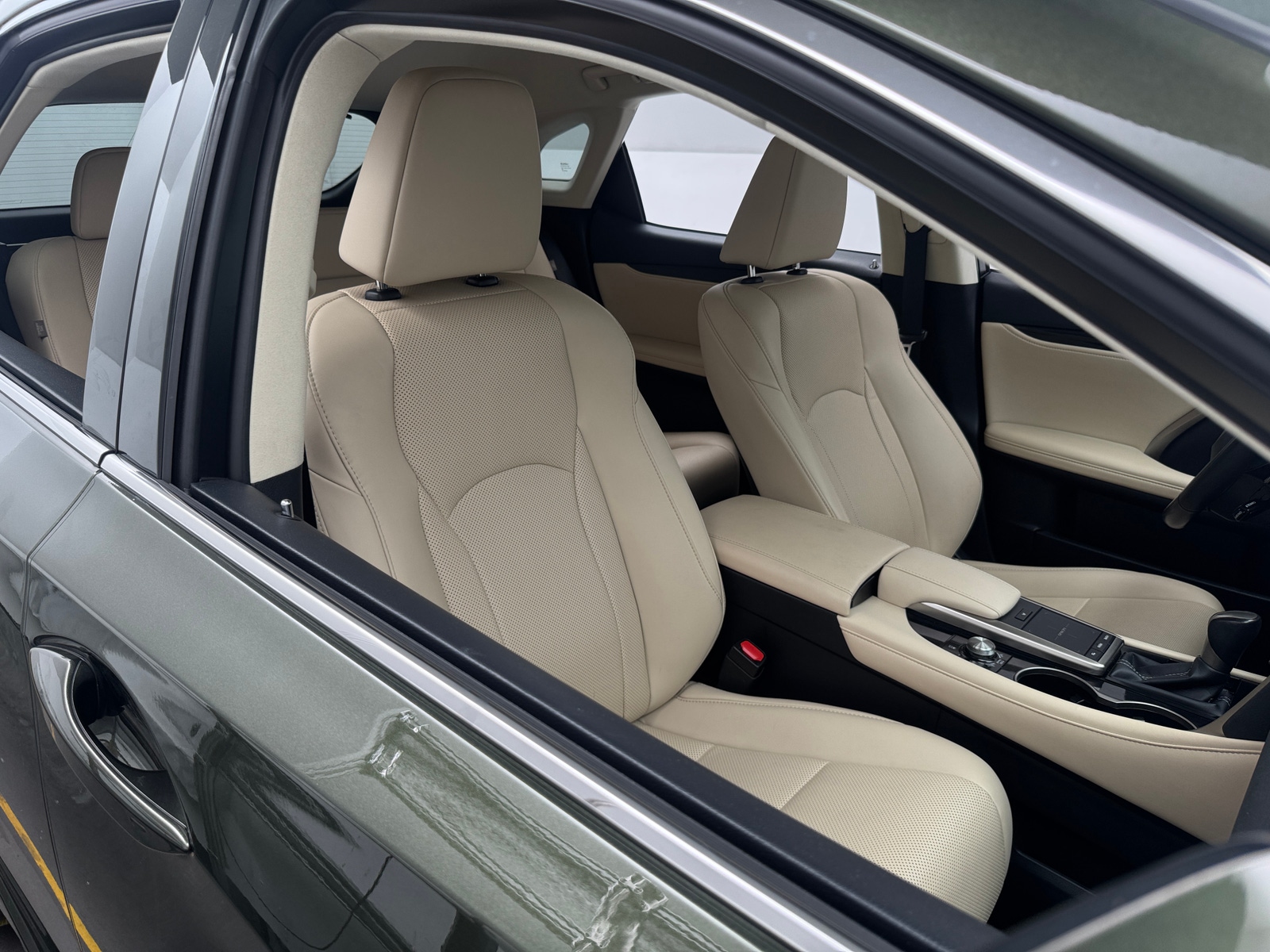 Thumbnail: 2021 Lexus RX - 2
