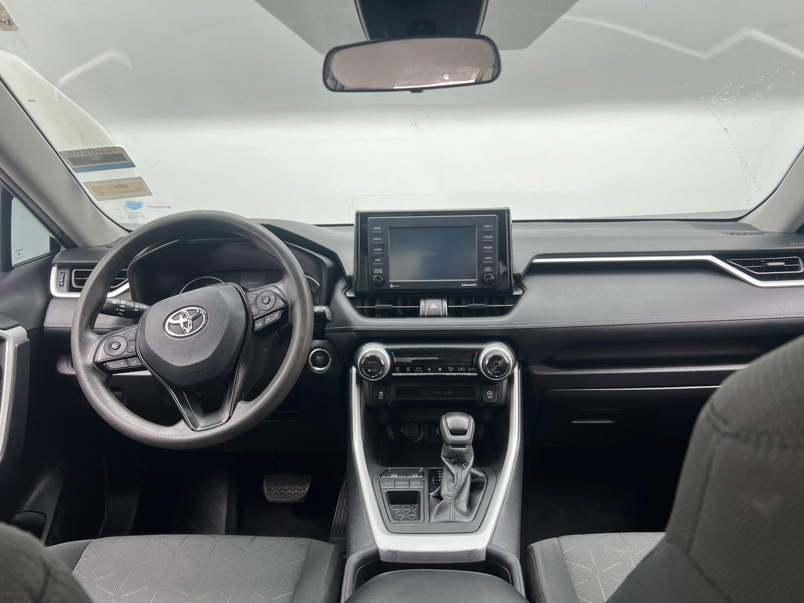 Thumbnail: 2021 Toyota RAV4 - 3
