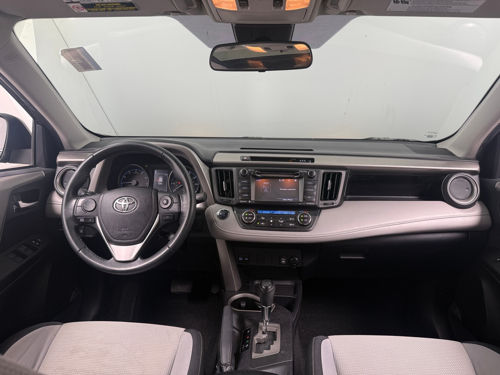 Thumbnail: 2018 Toyota RAV4 - 3