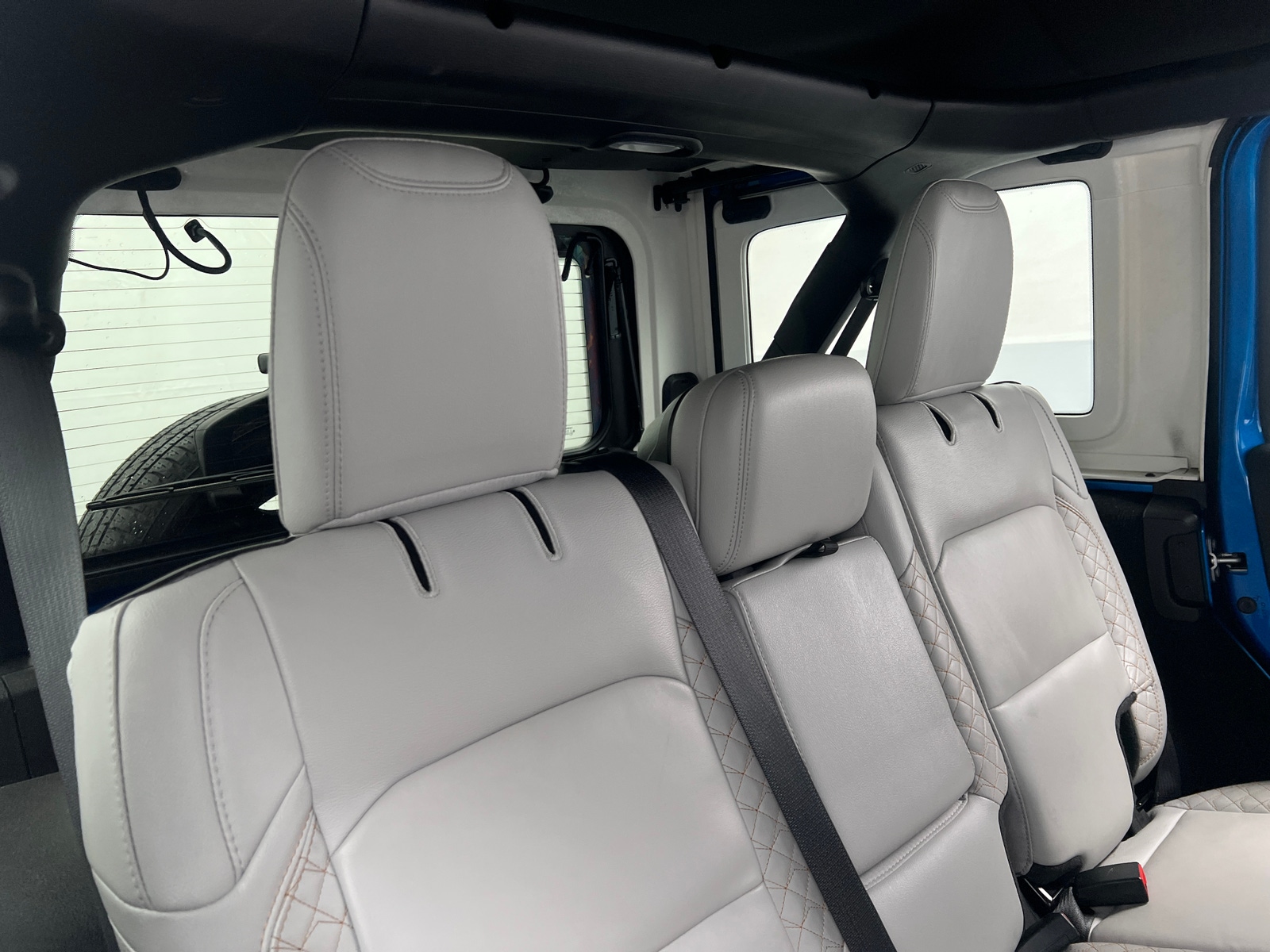 Thumbnail: 2022 Jeep Wrangler - 5