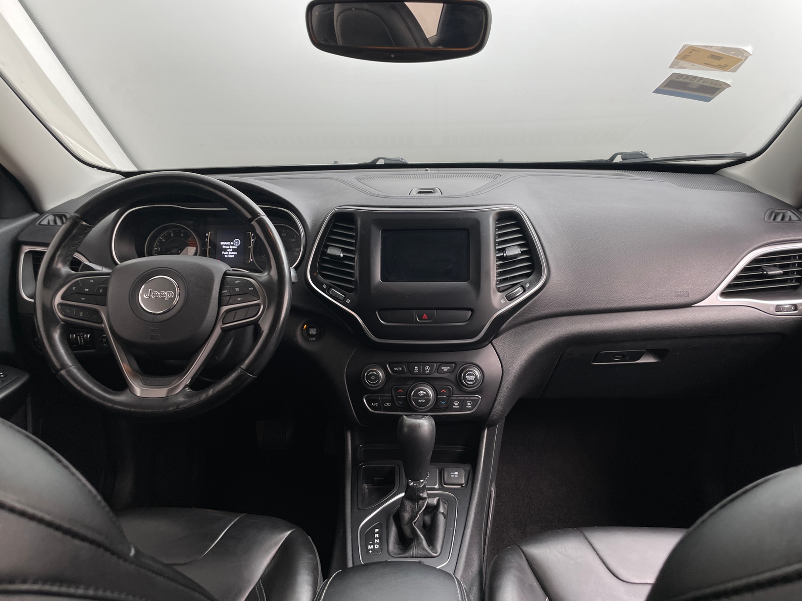 Thumbnail: 2019 Jeep Cherokee - 3
