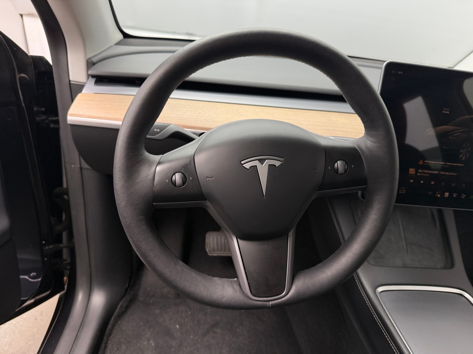 Thumbnail: 2024 Tesla Model Y - 4