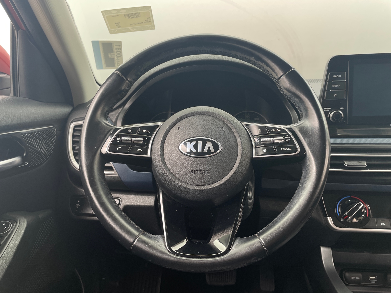 Thumbnail: 2021 Kia Seltos - 4
