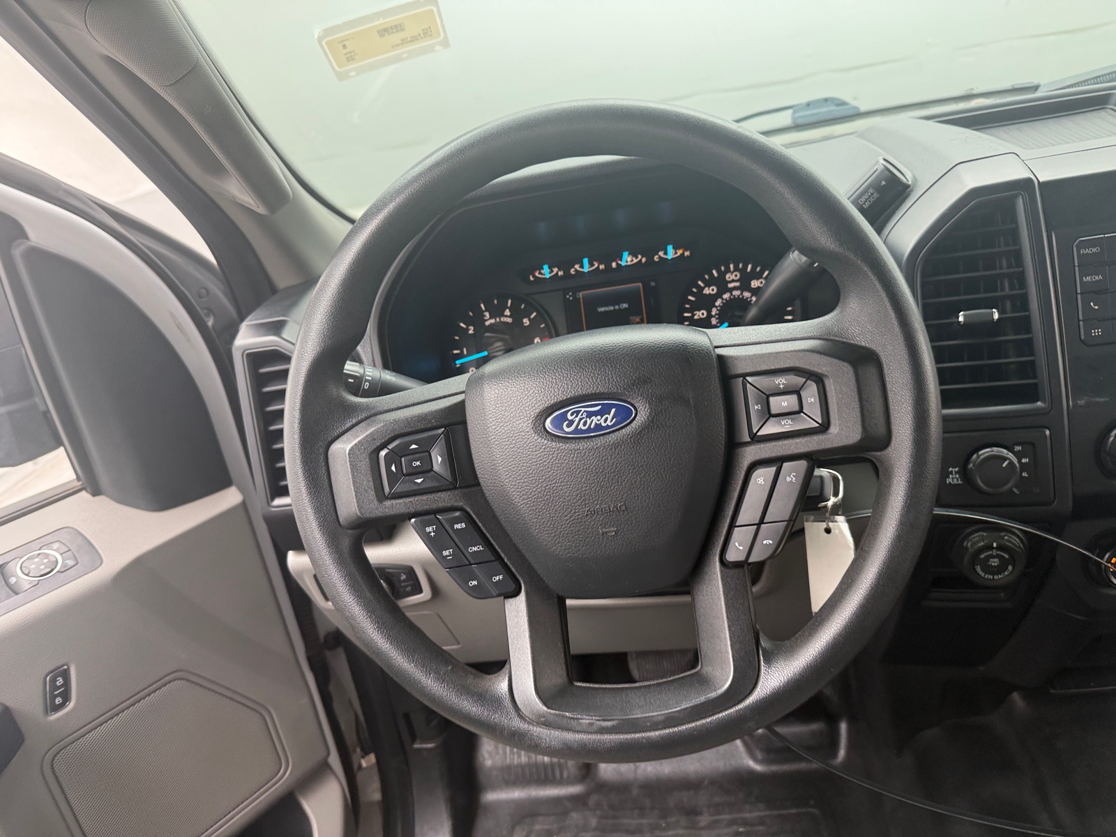 Thumbnail: 2019 Ford Econoline - 5