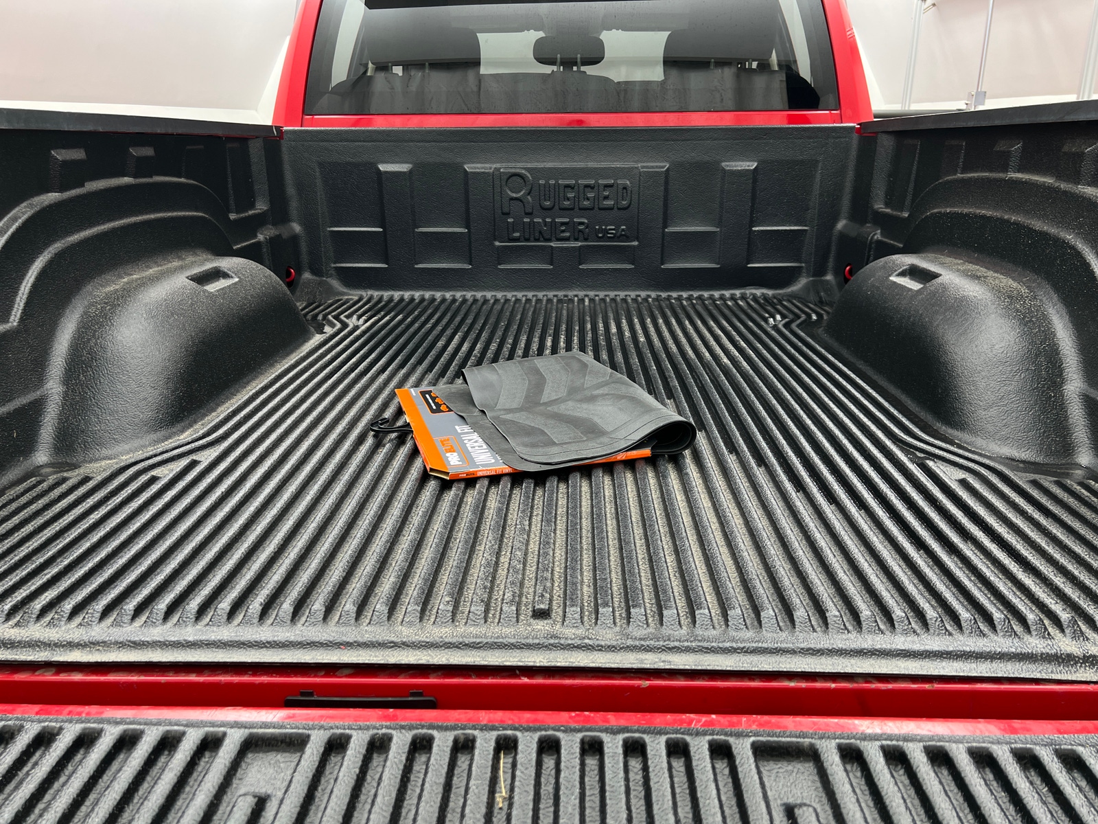 Thumbnail: 2024 RAM 1500 Classic - 7
