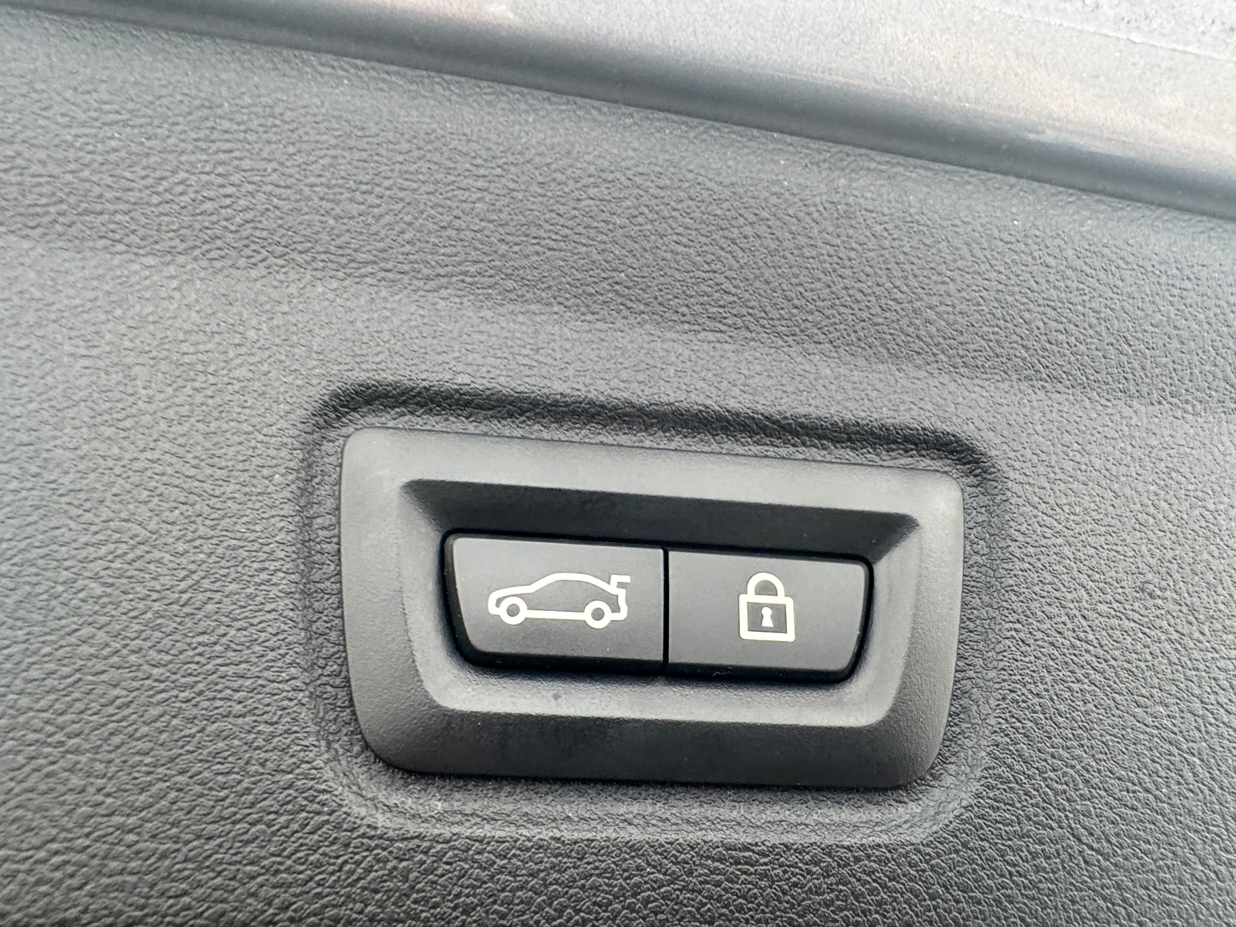 Used 2023 BMW i4 35 with VIN WBY43AW08PFP44909 for sale in Auburn, WA