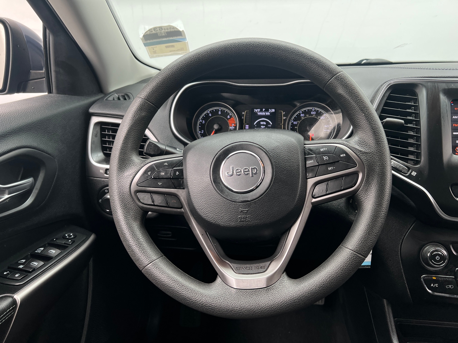 Thumbnail: 2020 Jeep Cherokee - 5